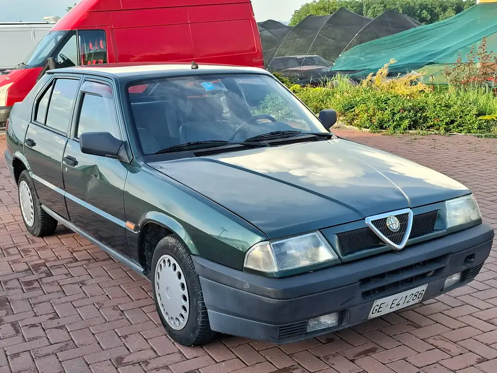 Alfa Romeo 33 1993 из Европы — купить под ключ