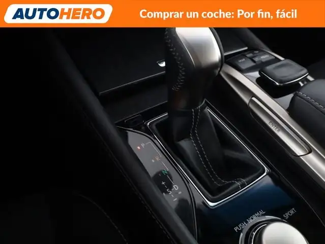 Lexus GS view 30