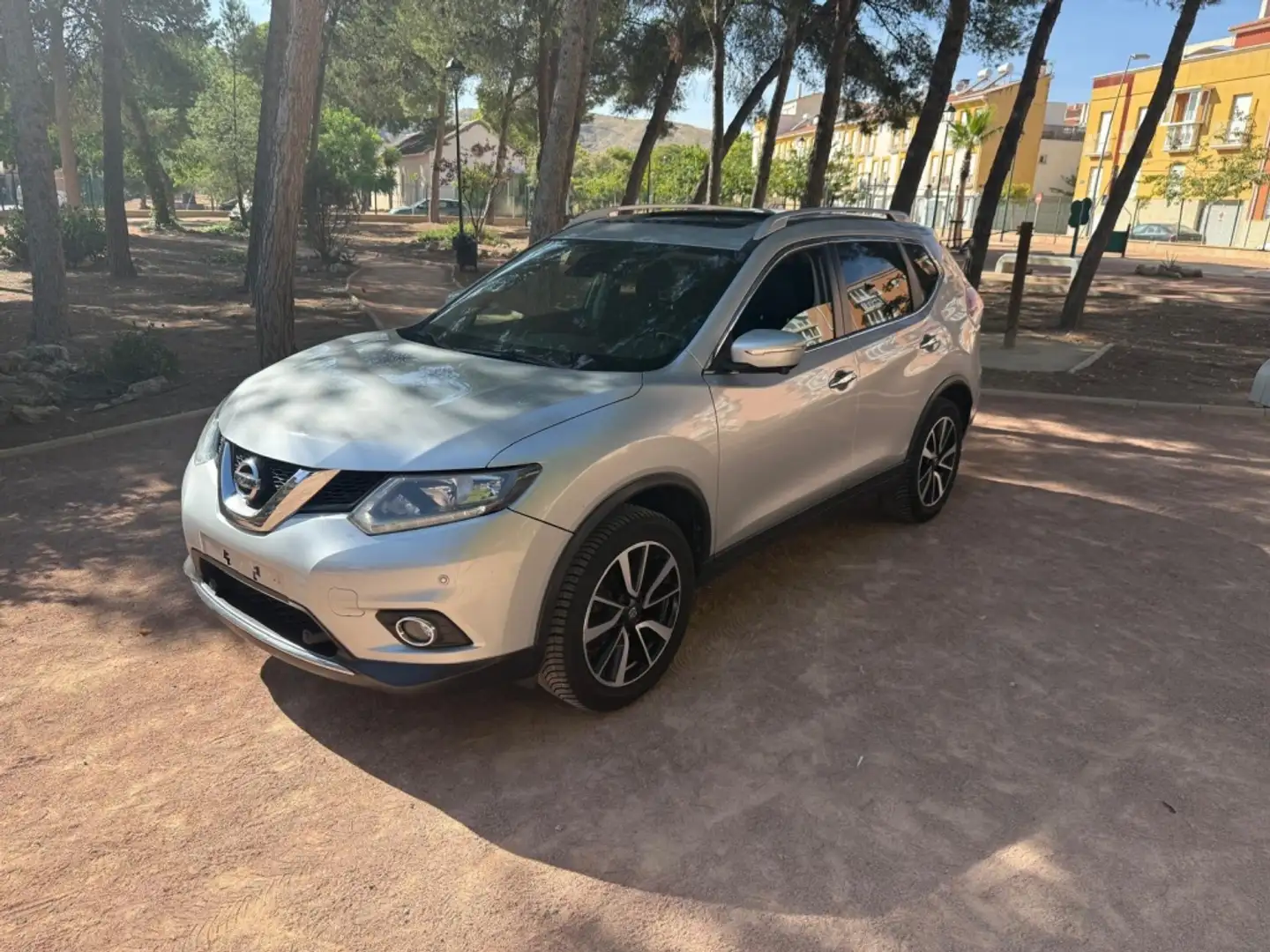 Nissan X-Trail 1.6 dCi N-Connecta 4x4-i Gris - 1