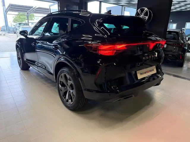 Cupra Formentor view 5