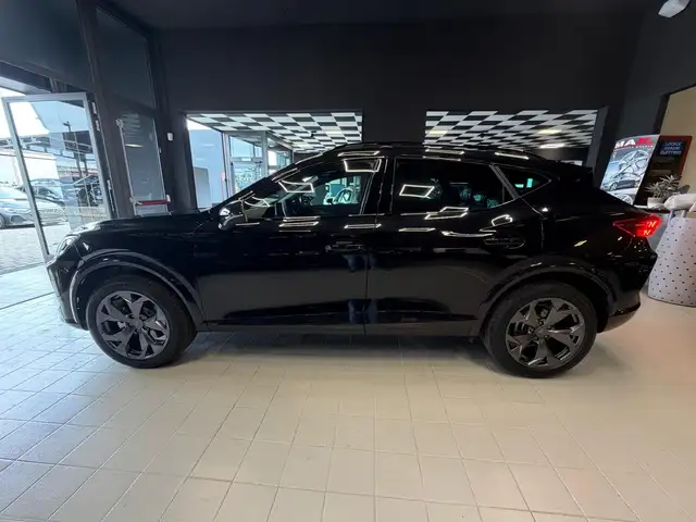 Cupra Formentor view 4