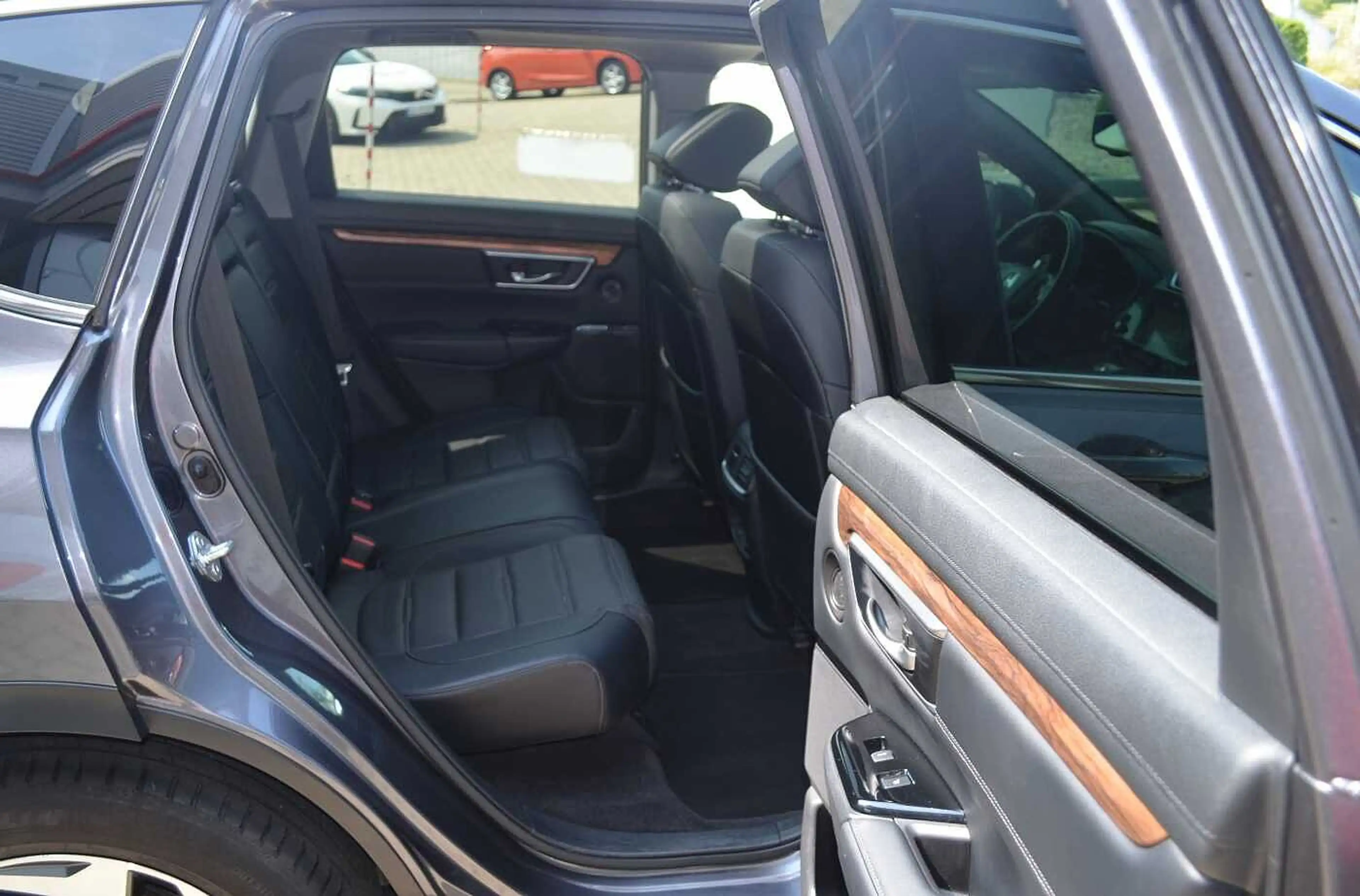 Honda CR-V 1.5T 4WD CVT Executive — photo 4
