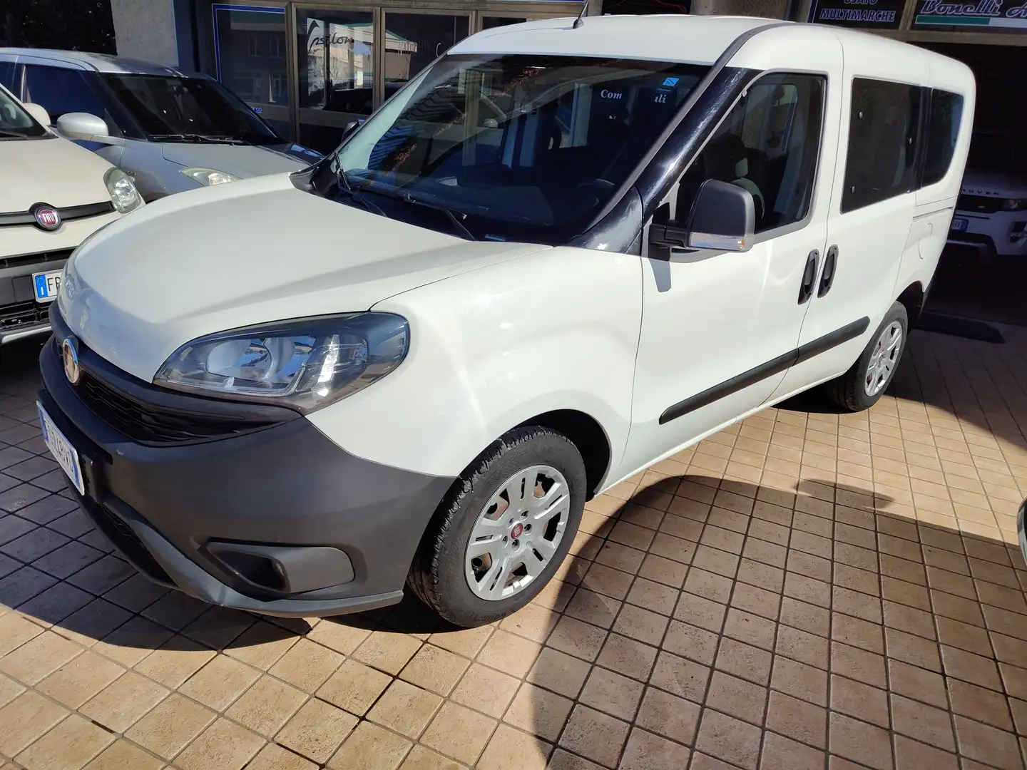Fiat Doblo Doblo 1.6 mjt 16v Easy 95cv my19 Weiß - 1
