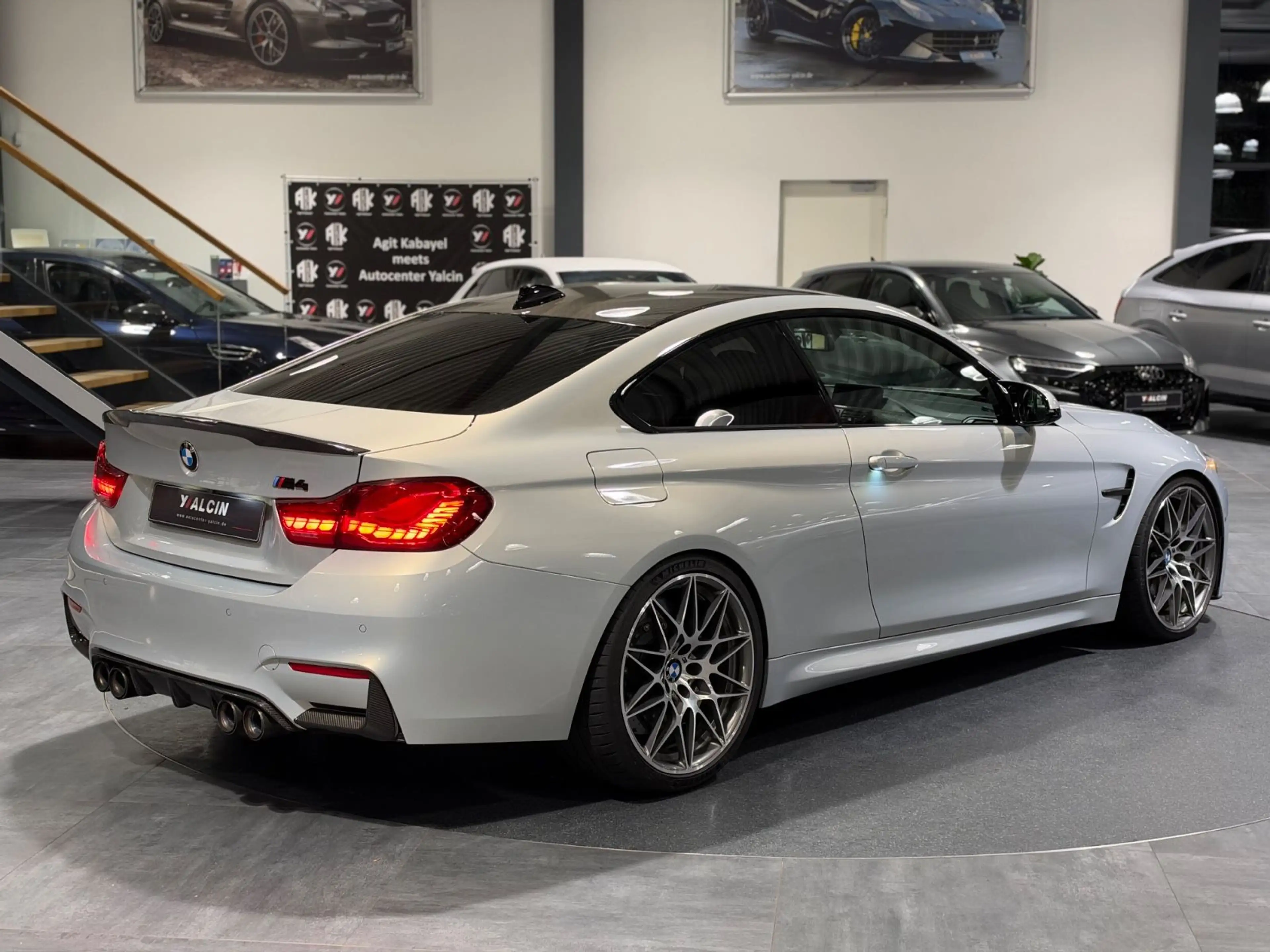 BMW M4 Coupé DKG/CARBON/DEUTSCHES FAHRZ./UNFALLFREI — photo 9
