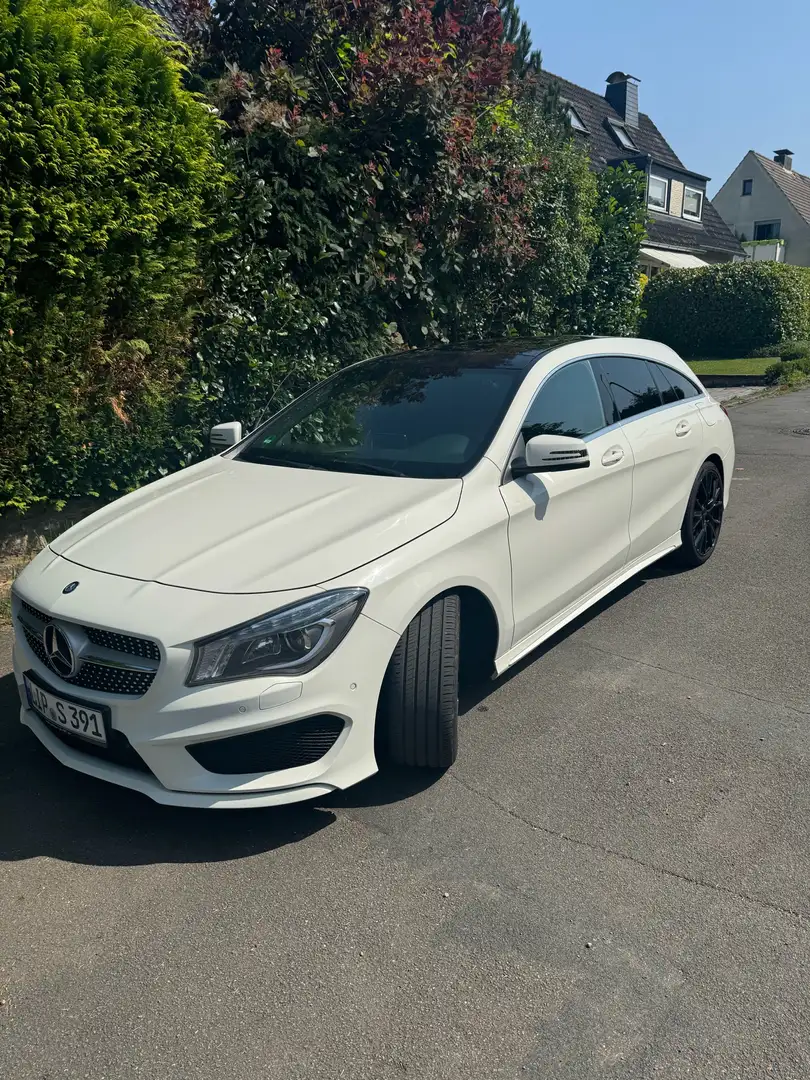 Mercedes-Benz CLA 220 CLA 220 CDI / d (117.903) White - 1