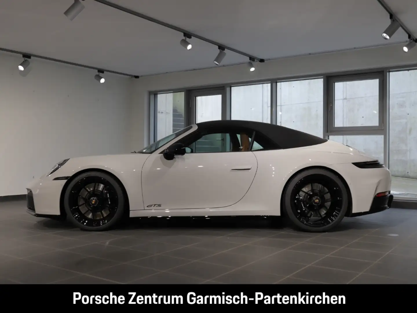 Porsche 992 911 Carrera GTS Cabriolet 360 Kamera Memory Sitze Weiß - 2