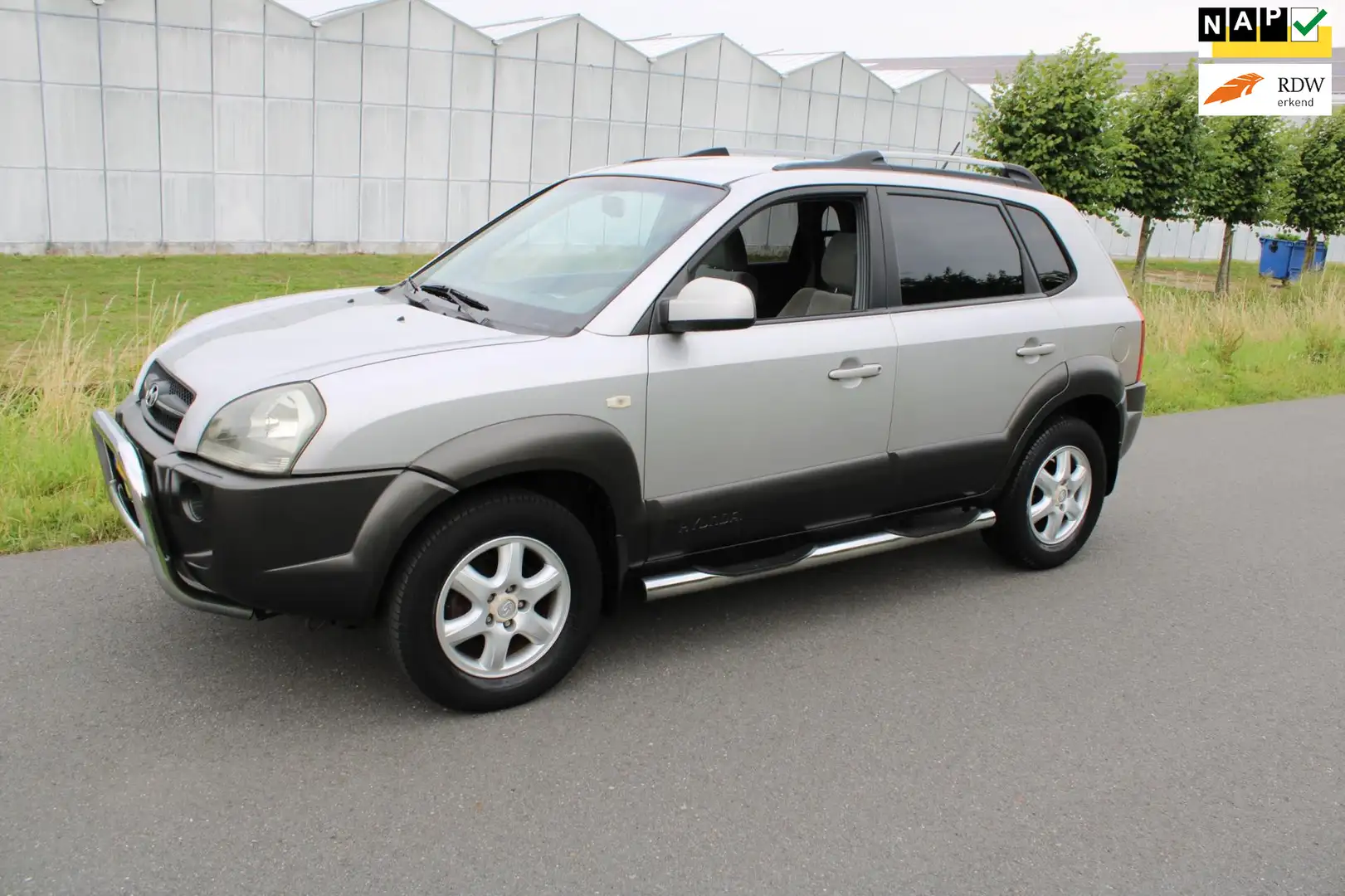Hyundai TUCSON 2.0i Dynamic Grey - 1