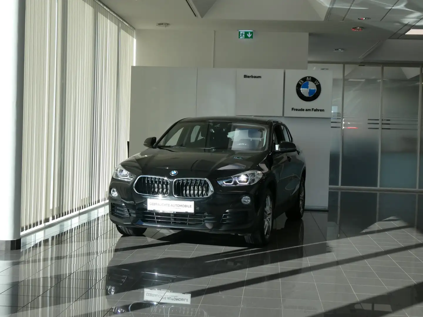 BMW X2 X2 sDrive18d Чорний - 2