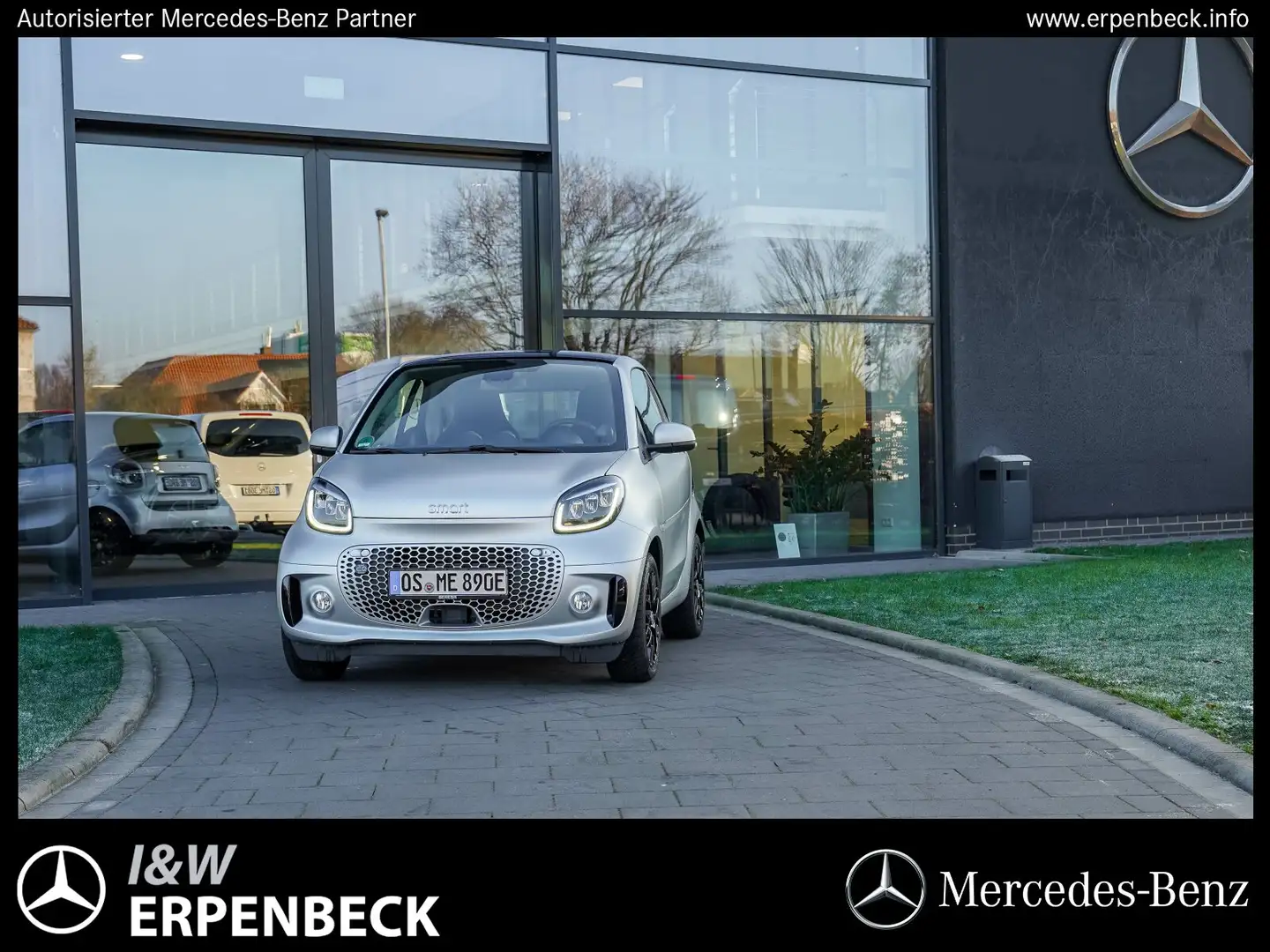 smart forTwo smart eq prime Selected Color Excl.Leder 22kw Argent - 1