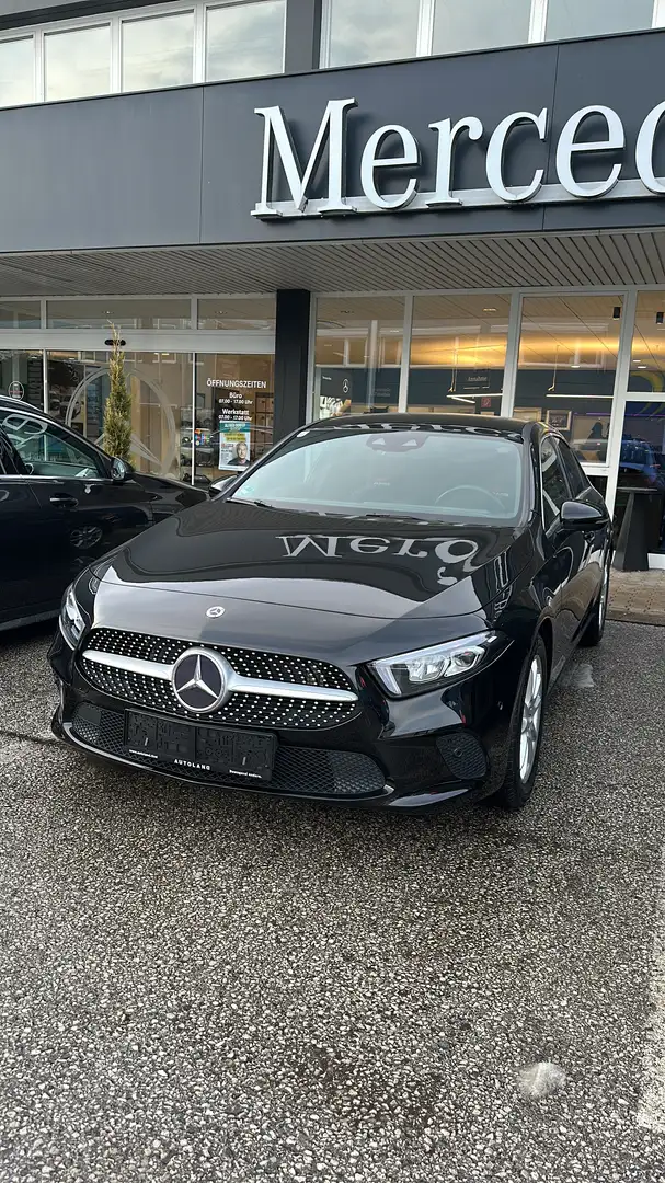Mercedes-Benz A 200 7G-DCT Style Mercedes A 200 | GROßES NAV Schwarz - 2