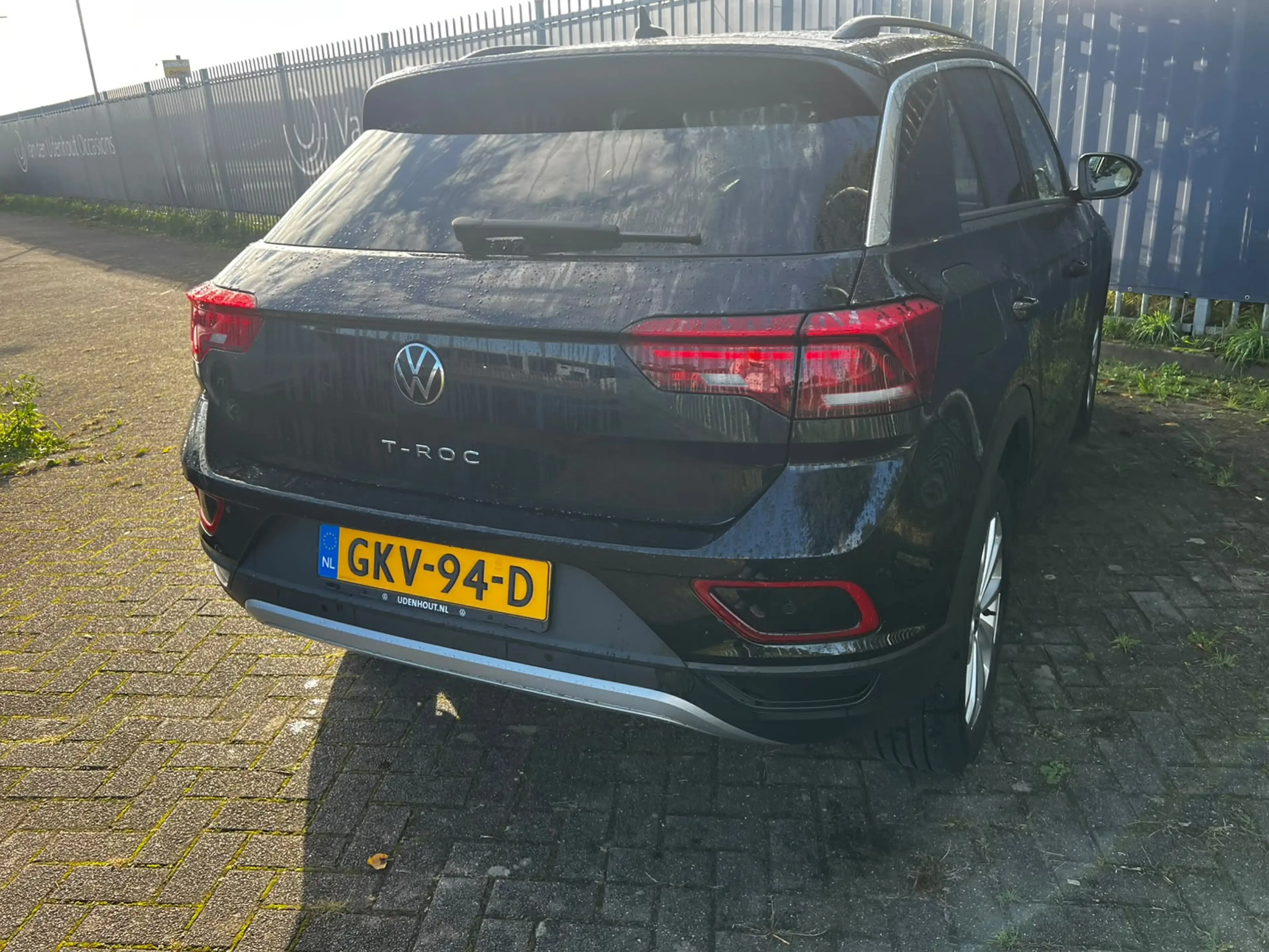 Volkswagen T-Roc 1.5 TSI Life Edition DSG / Navigatie / Camera — photo 3