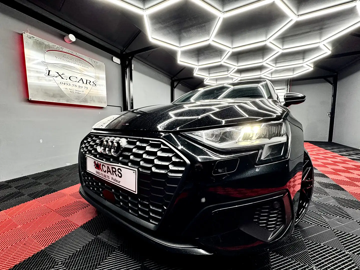 Audi A3 🔺A3*CAR-PLAY*LED*FULL BLACK *Look S line 🔺 Schwarz - 1