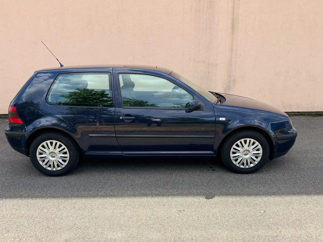 Volkswagen Golf IV 1.4 Edition *KLIMA, TÜV, SCHEIBEDACH*, foto 1