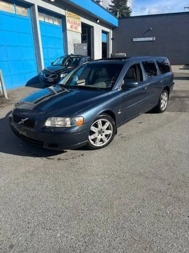 2005 Volvo V70
