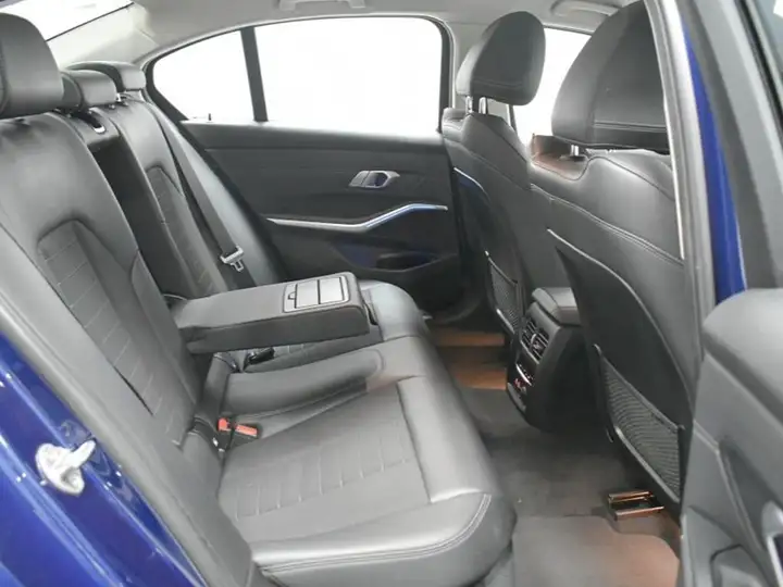 BMW Serie 3 318d (F34) 2020, foto 39