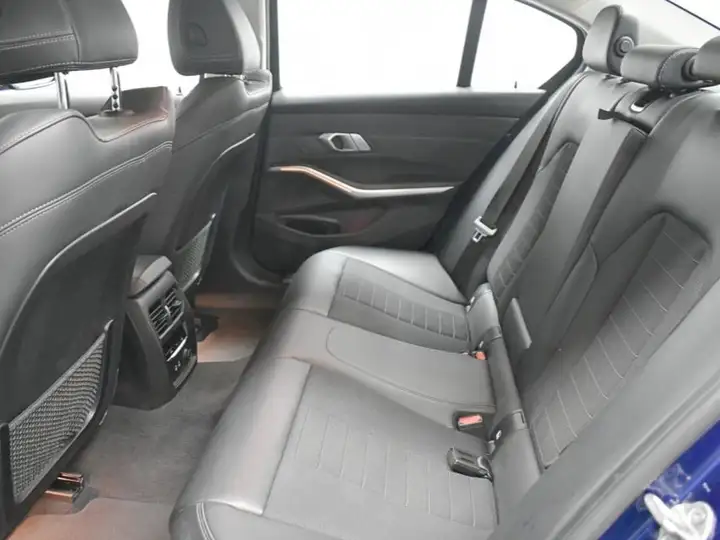BMW Serie 3 318d (F34) 2020, foto 31