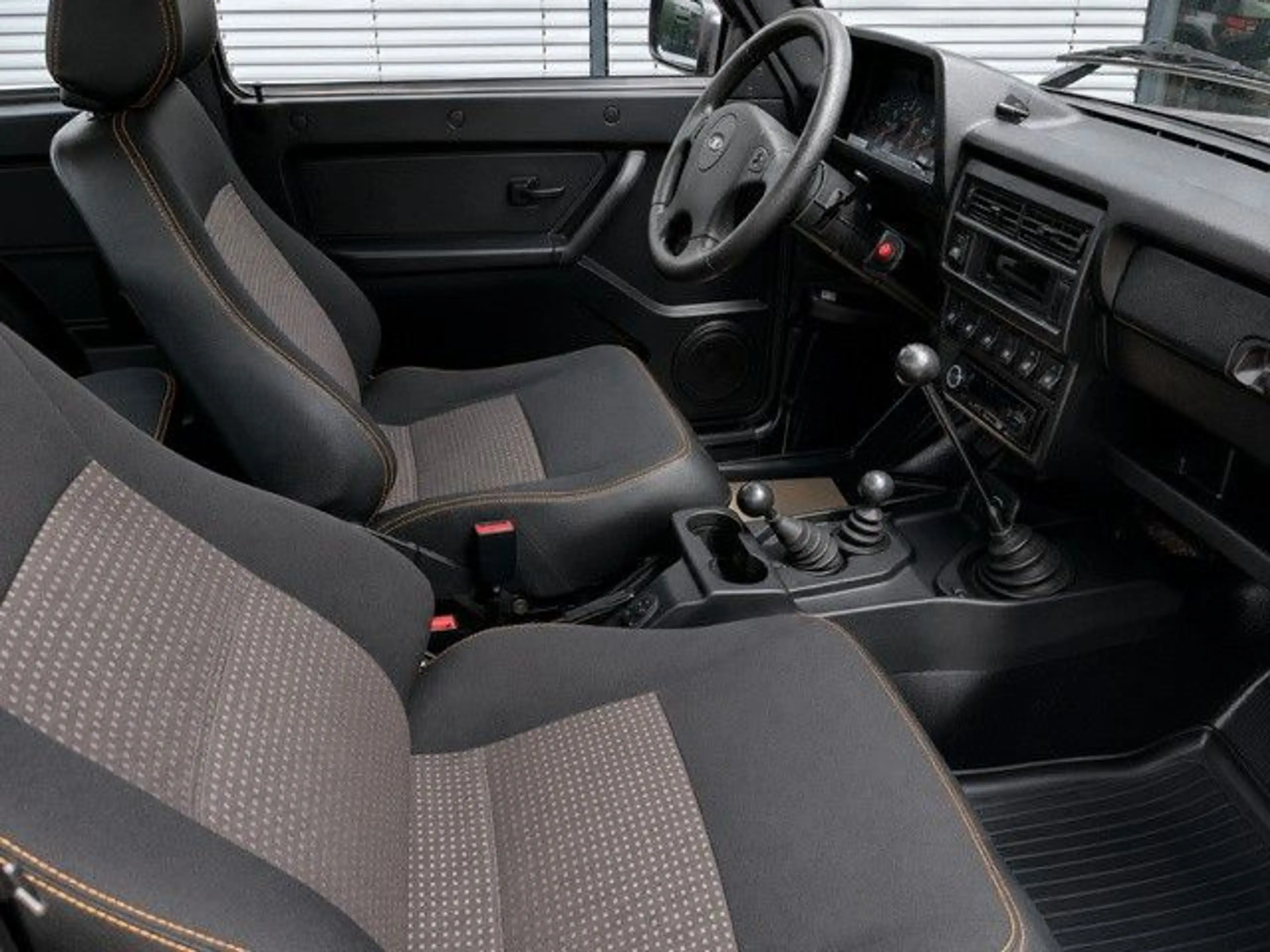 Lada Niva Taiga Urban 1,7 4x4 Klima Sitzheizung AHK — photo 11