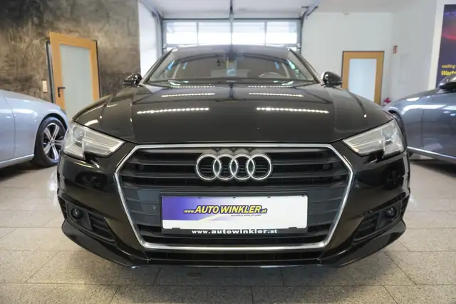 Audi A4 view 2