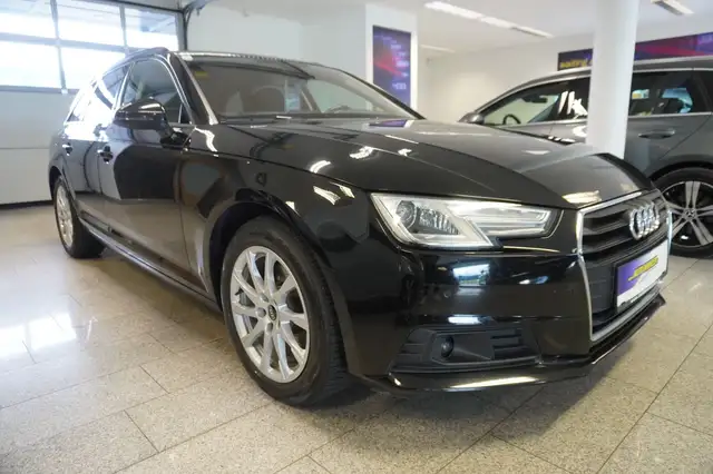 Audi A4 view 3