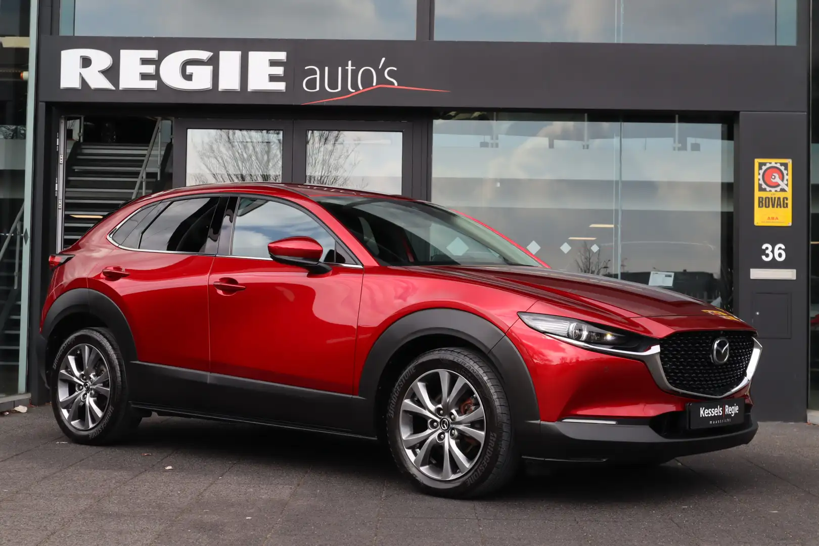 Mazda CX-30 2.0 e-SkyActiv-X M Hybrid Luxury Leer Navi 360view Rood - 2