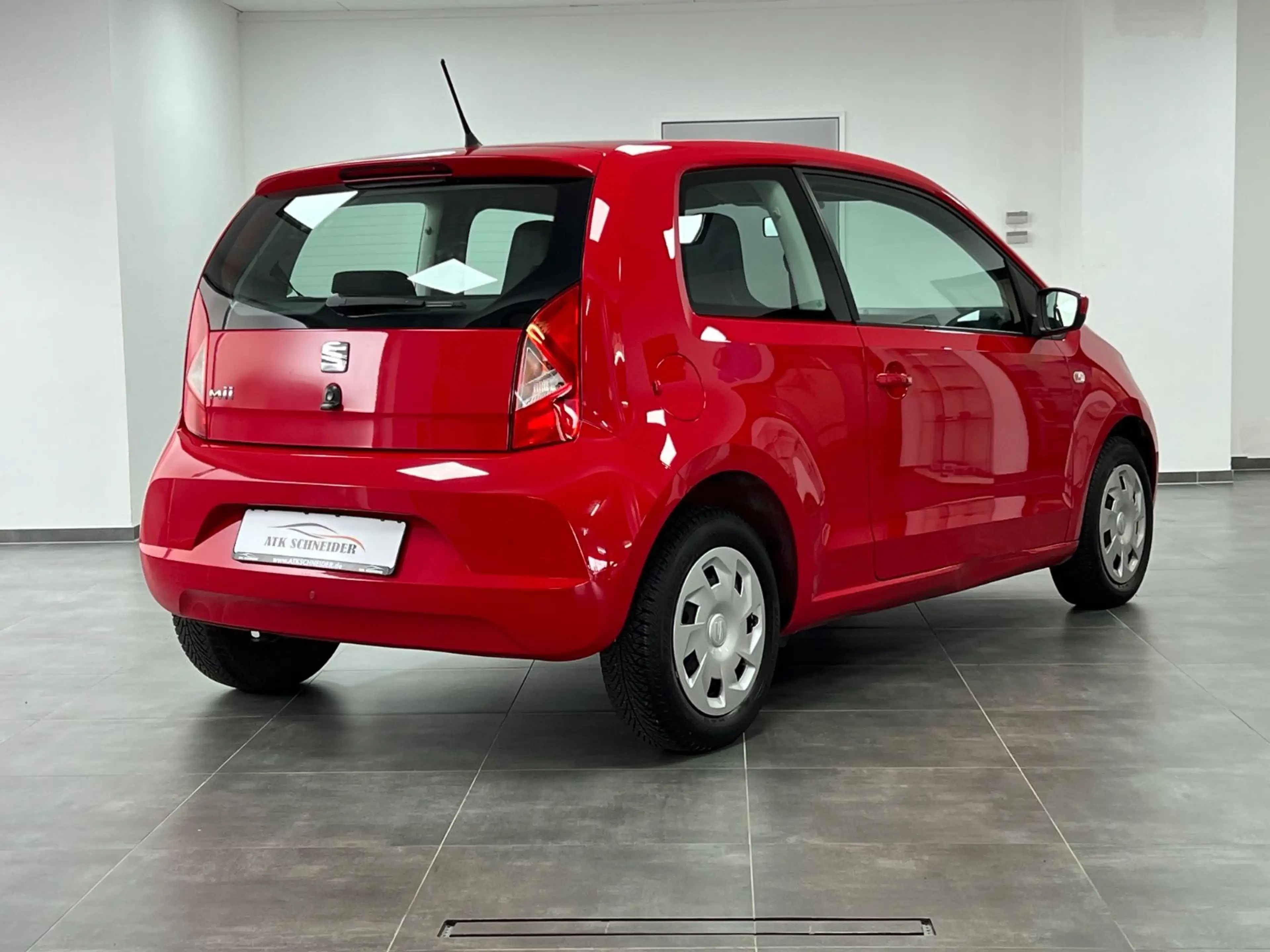 SEAT Mii Style/PDC/TEMP/KLIMA/ISOFIX/4SEASON/1.HAND — photo 4