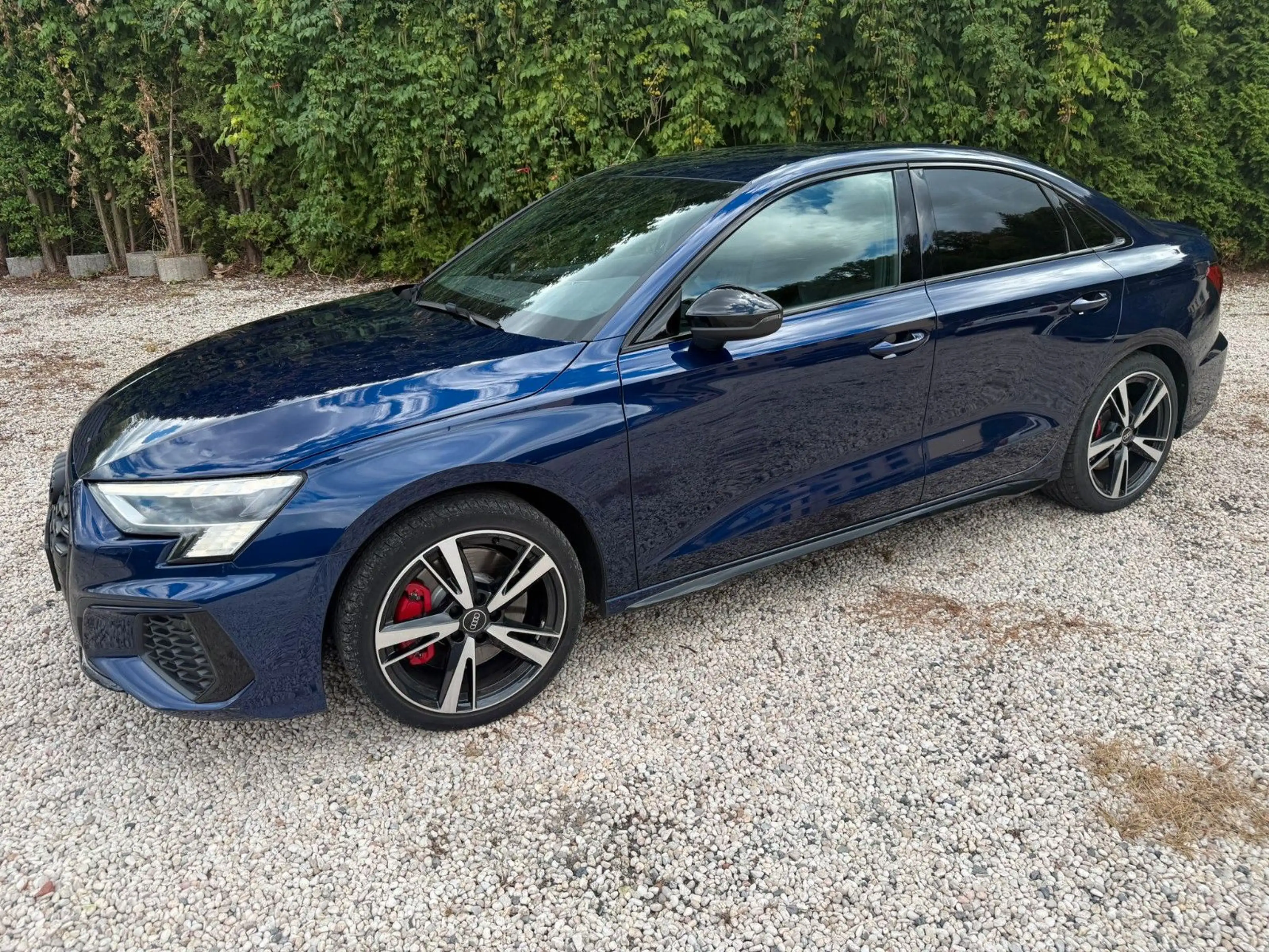 Audi S3 Lim. 2.0 TFSI quattro/Matrix-Led/8f Bereift — photo 4