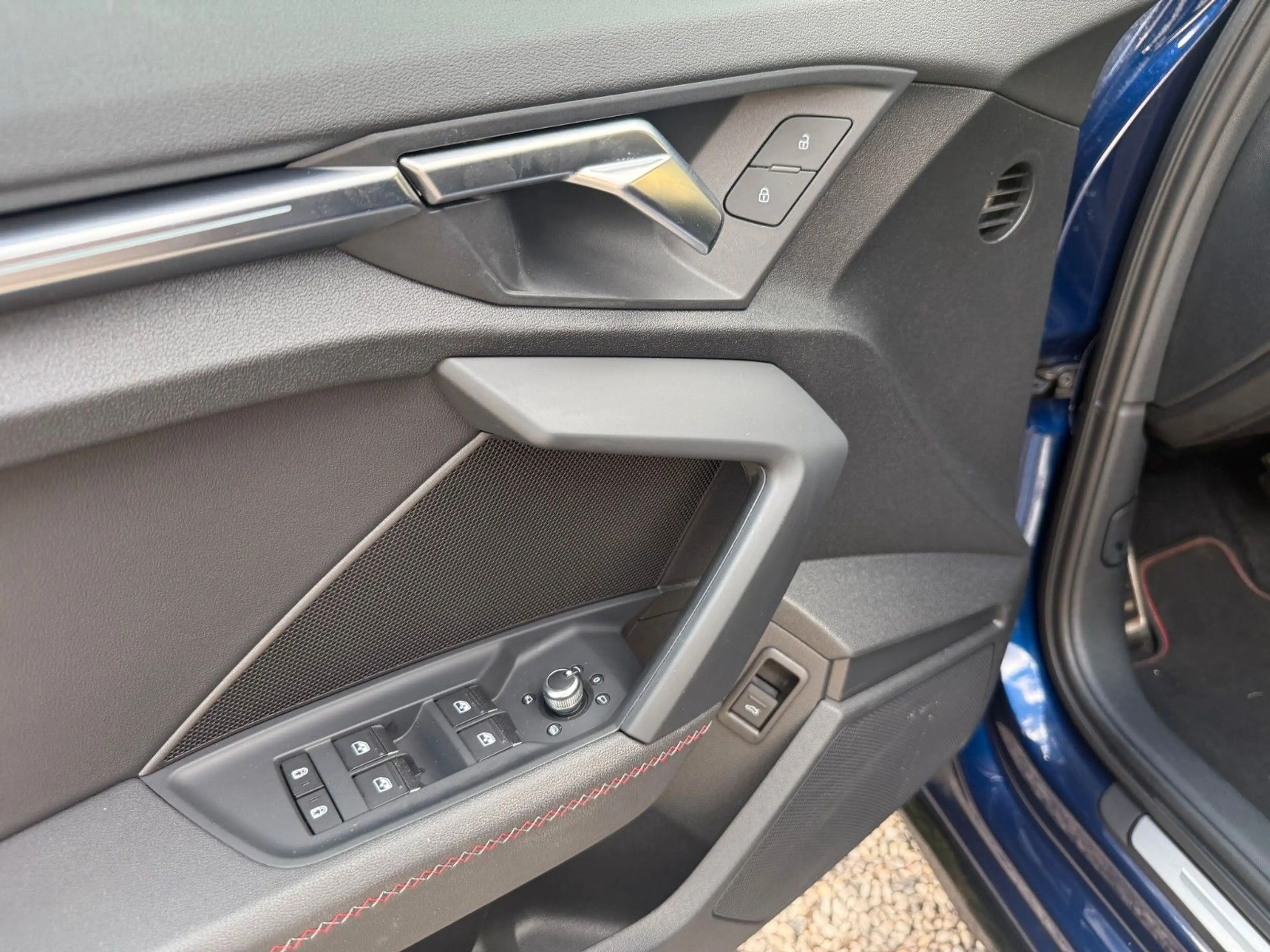 Audi S3 Lim. 2.0 TFSI quattro/Matrix-Led/8f Bereift — photo 15