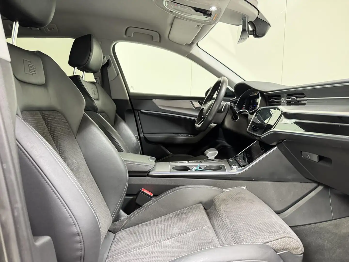 Audi A6 Avant 55 TFSI e Quattro - S-Line - Topstaat! Gris - 2