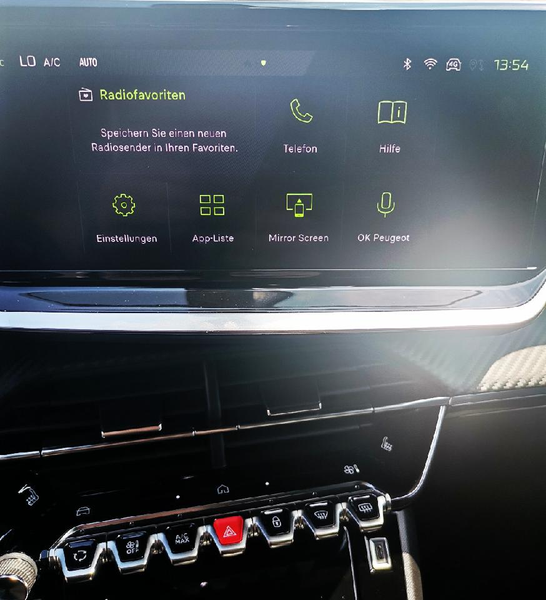 Peugeot 2008 GT, Navi, Ganzjahresreifen,Rückfahrkamera — photo 14