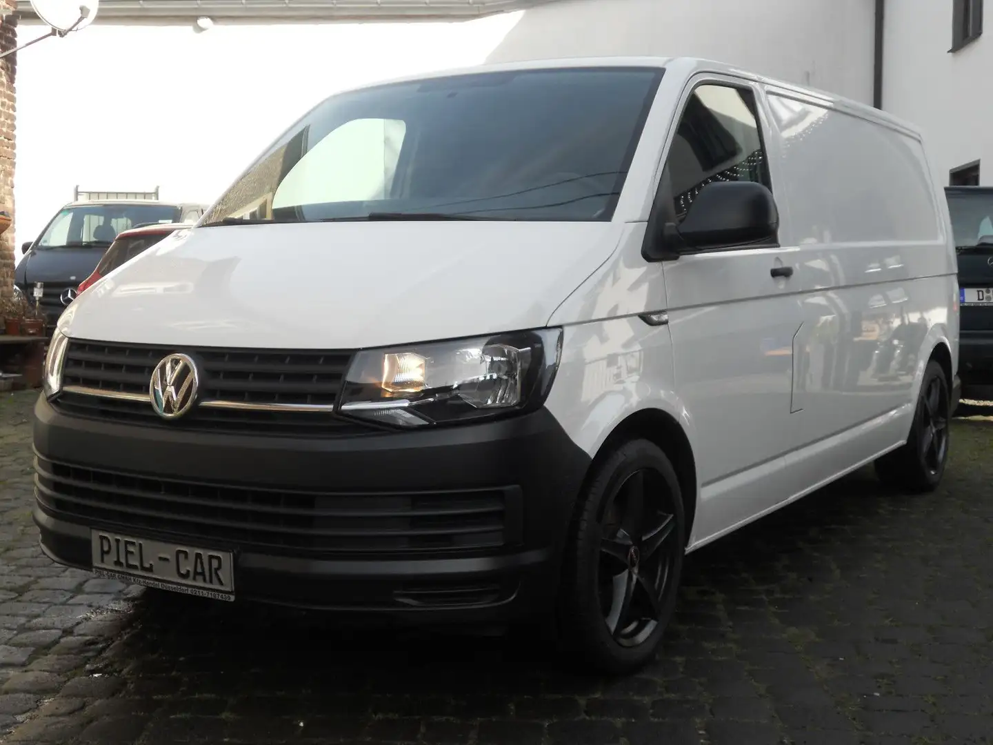 Volkswagen T6 Transporter T6Transporter Lang. LKW . 1.Hand. netto 15461,- Blanc - 1