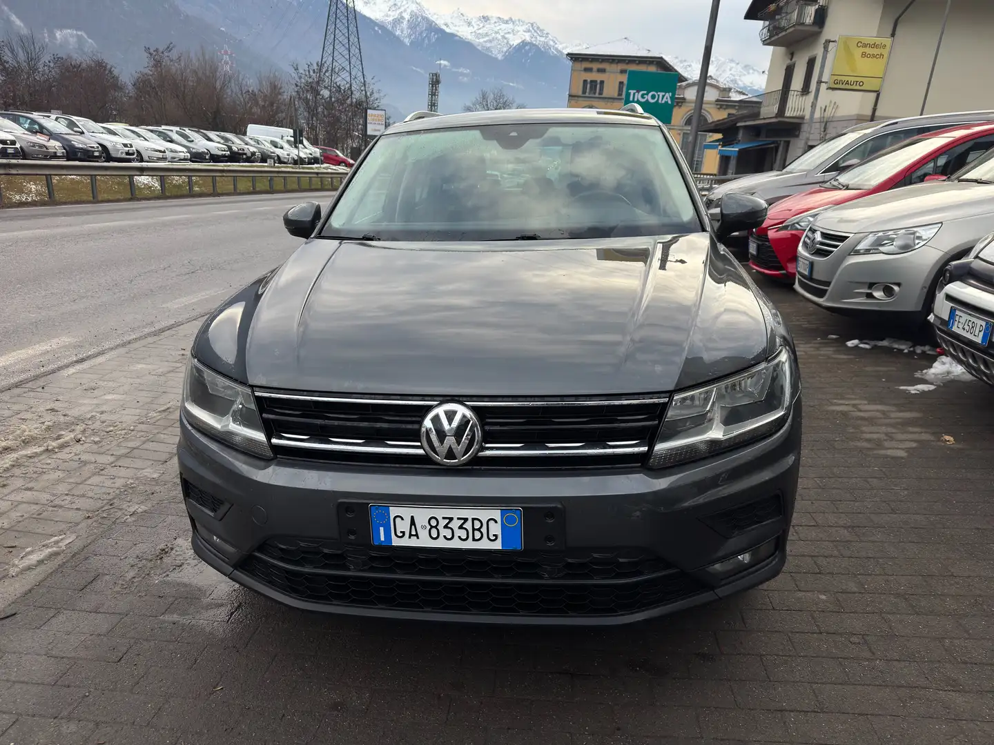Volkswagen Tiguan TIGUAN 1.5cc 150CV AUTOMATICO BENZINA Grigio - 2