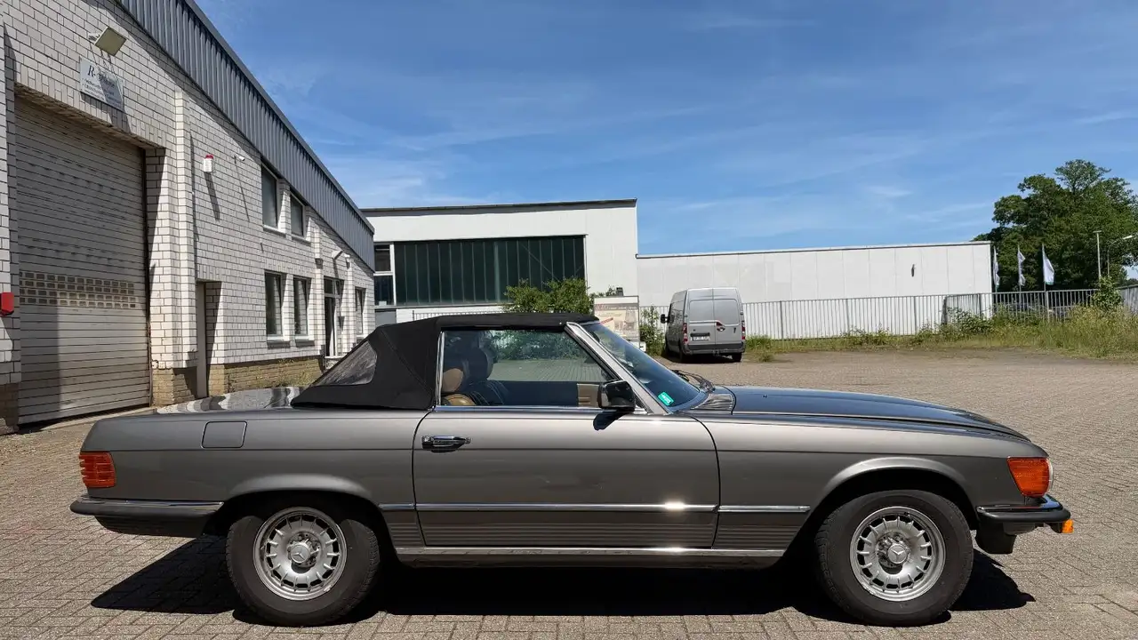 Mercedes-Benz SL 380 Cabrio | OLDTIMER | H-KENNZEICHEN, foto 4