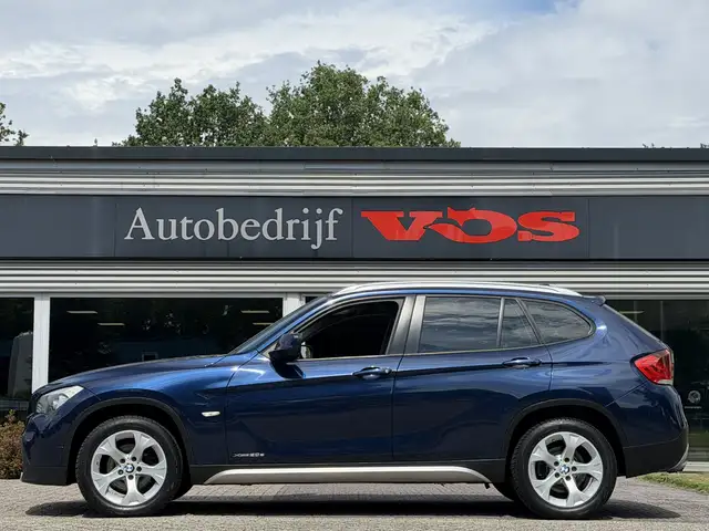 BMW X1 view 3