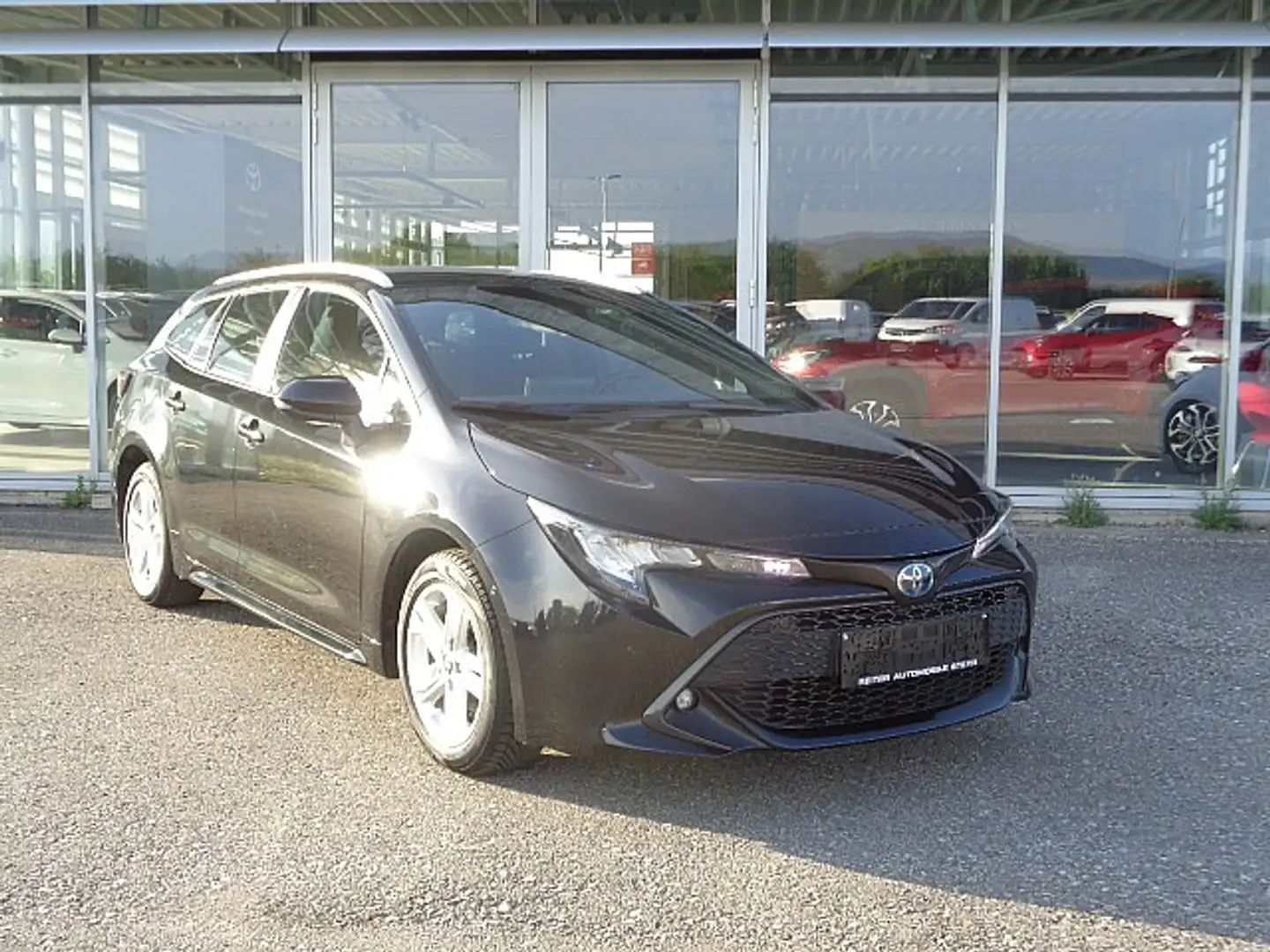 Toyota Corolla TS Dynamic Plus 1,8 *LED *NAVI *Mwst. Schwarz - 1