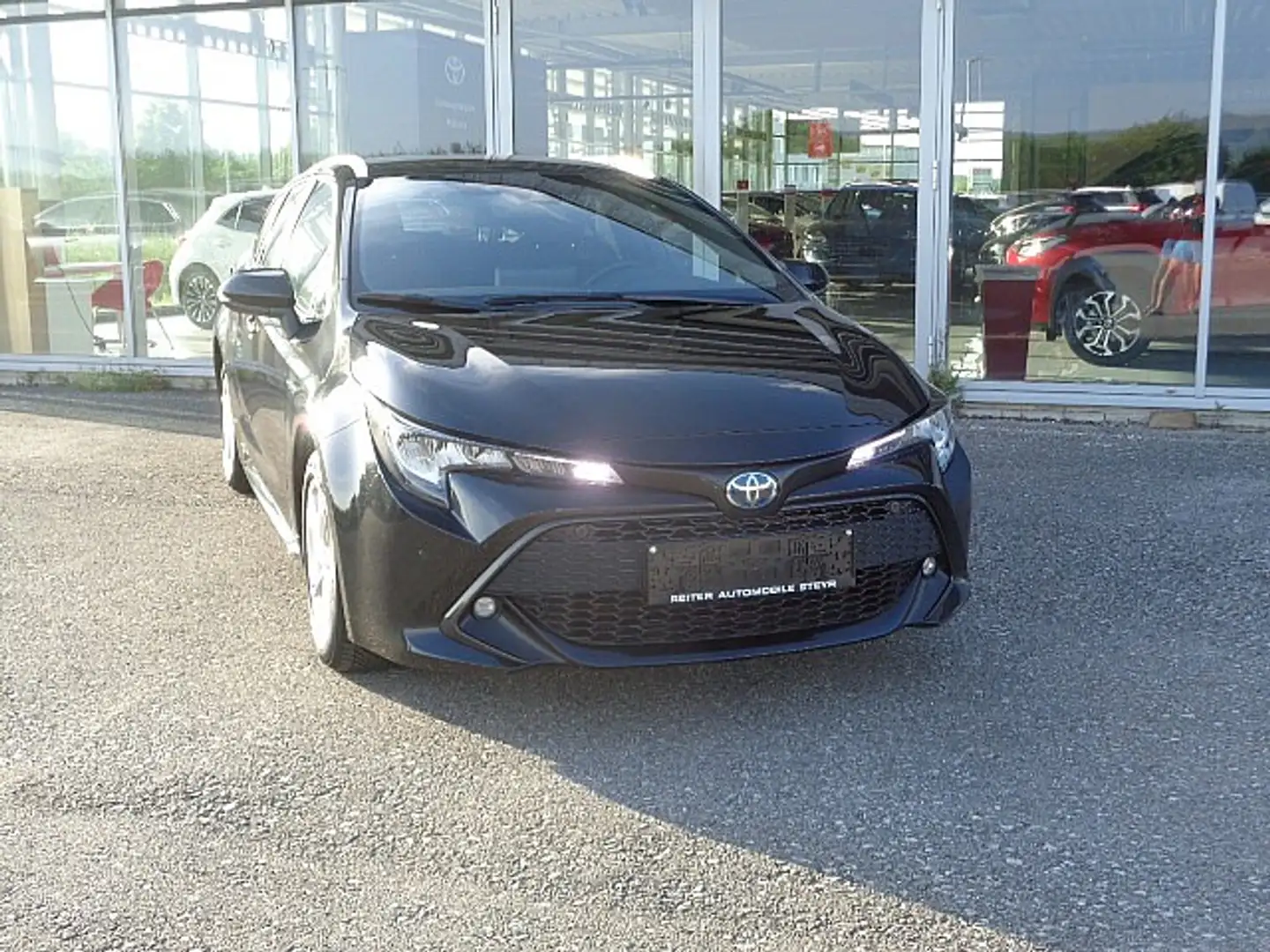 Toyota Corolla TS Dynamic Plus 1,8 *LED *NAVI *Mwst. Schwarz - 2