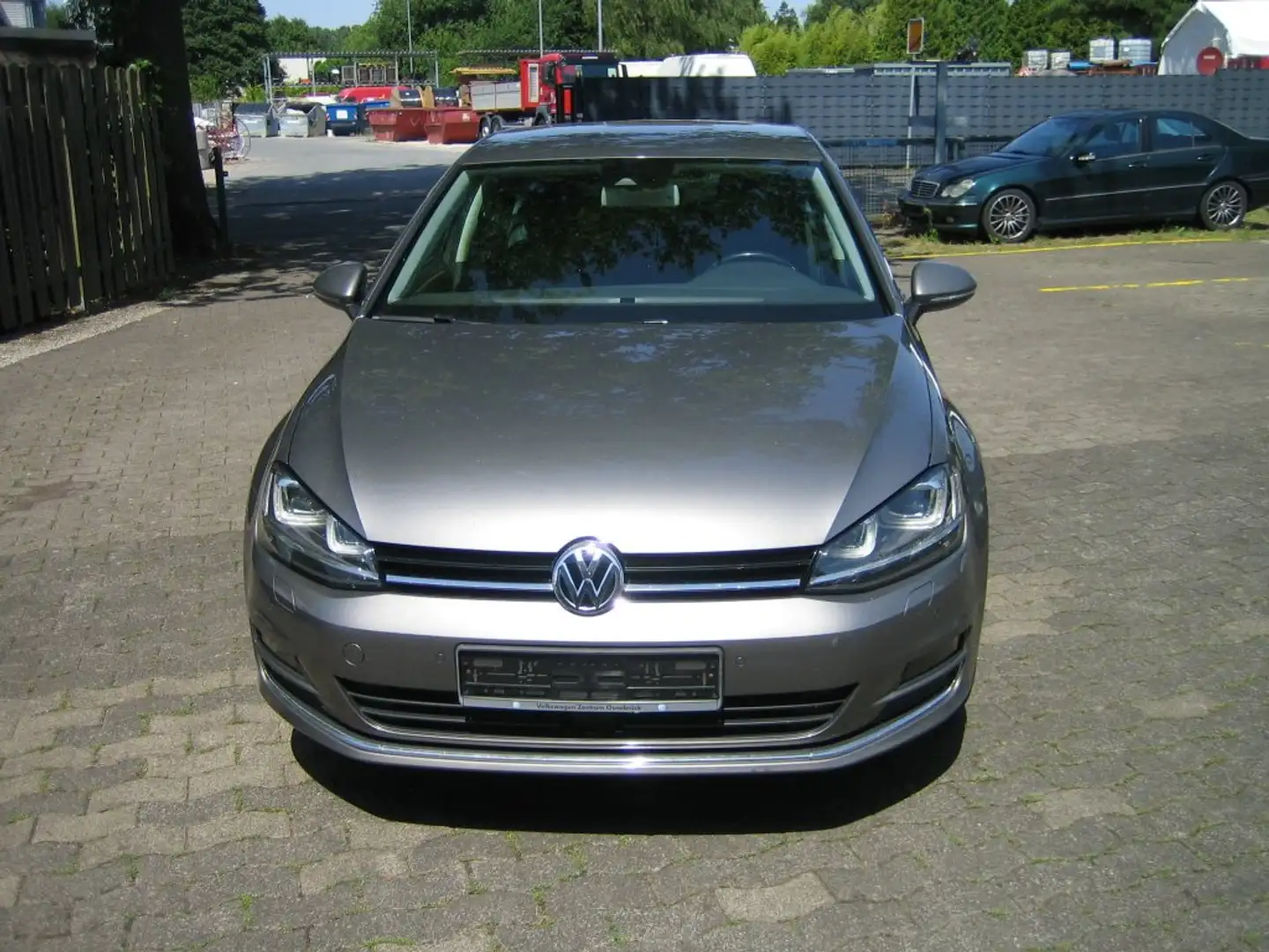 Volkswagen Golf Lounge BMT!!2.Hd!!ACC!!Kamera!!Navi!!Top!! Grigio - 1