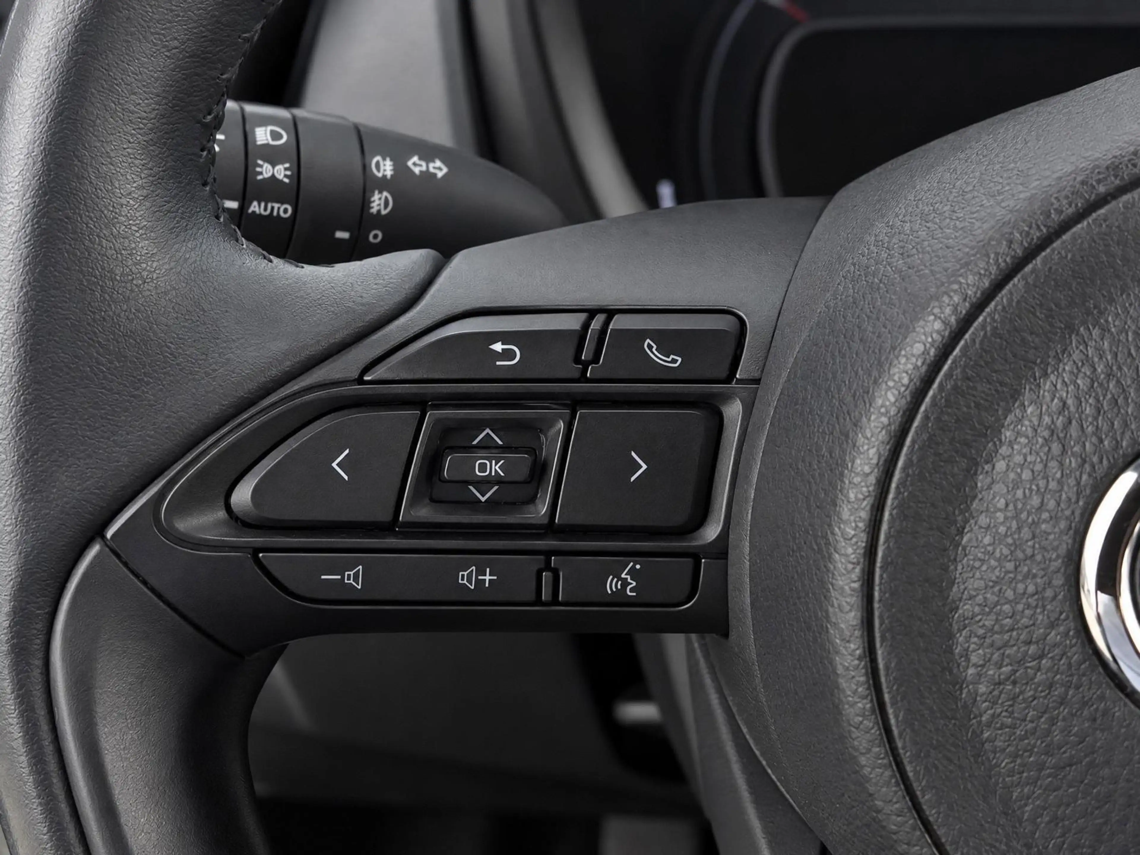 Toyota Aygo X 1.0 VVT-i MT Pulse | Camera | Stoelverwarming | Al — photo 12