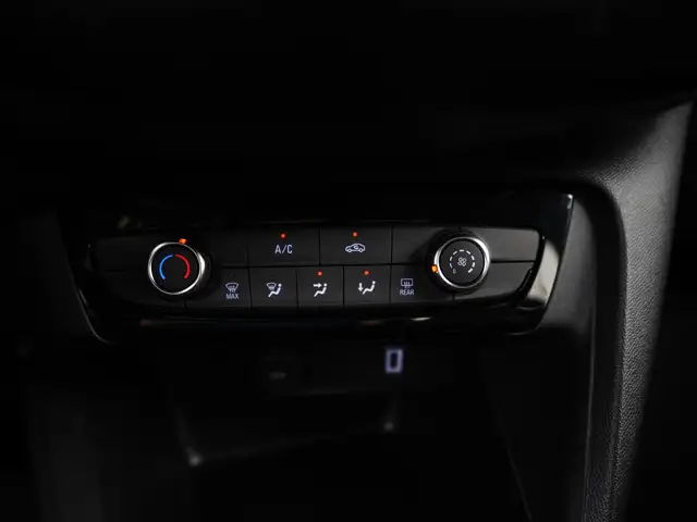 Opel Corsa view 11