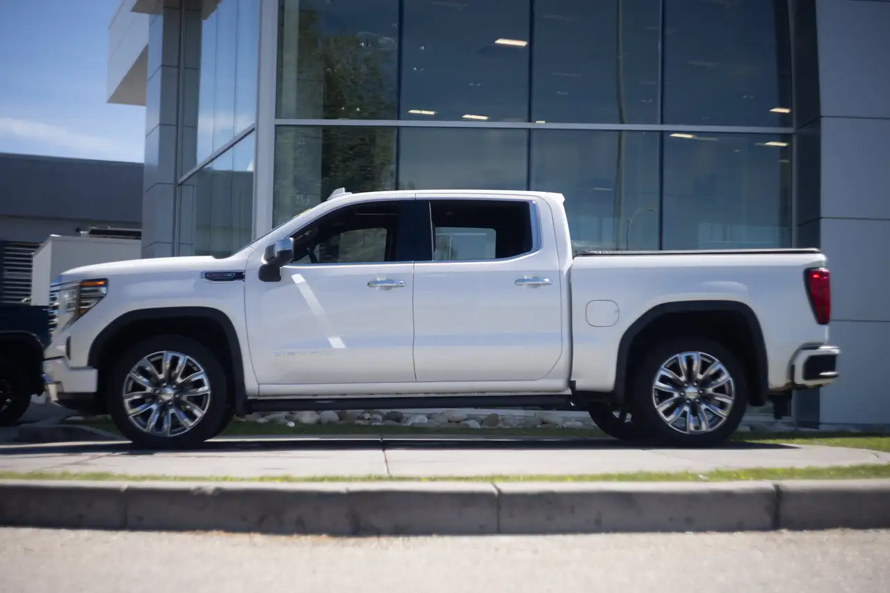 GMC Sierra 1500 снимка GMC Sierra 1500