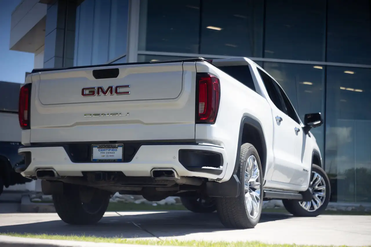 GMC Sierra 1500 снимка GMC Sierra 1500