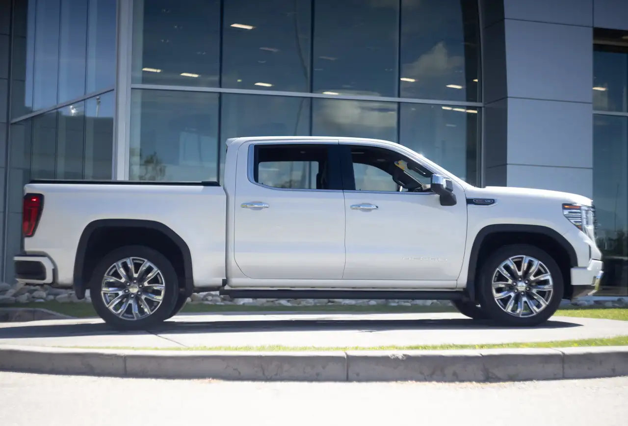 GMC Sierra 1500 снимка GMC Sierra 1500