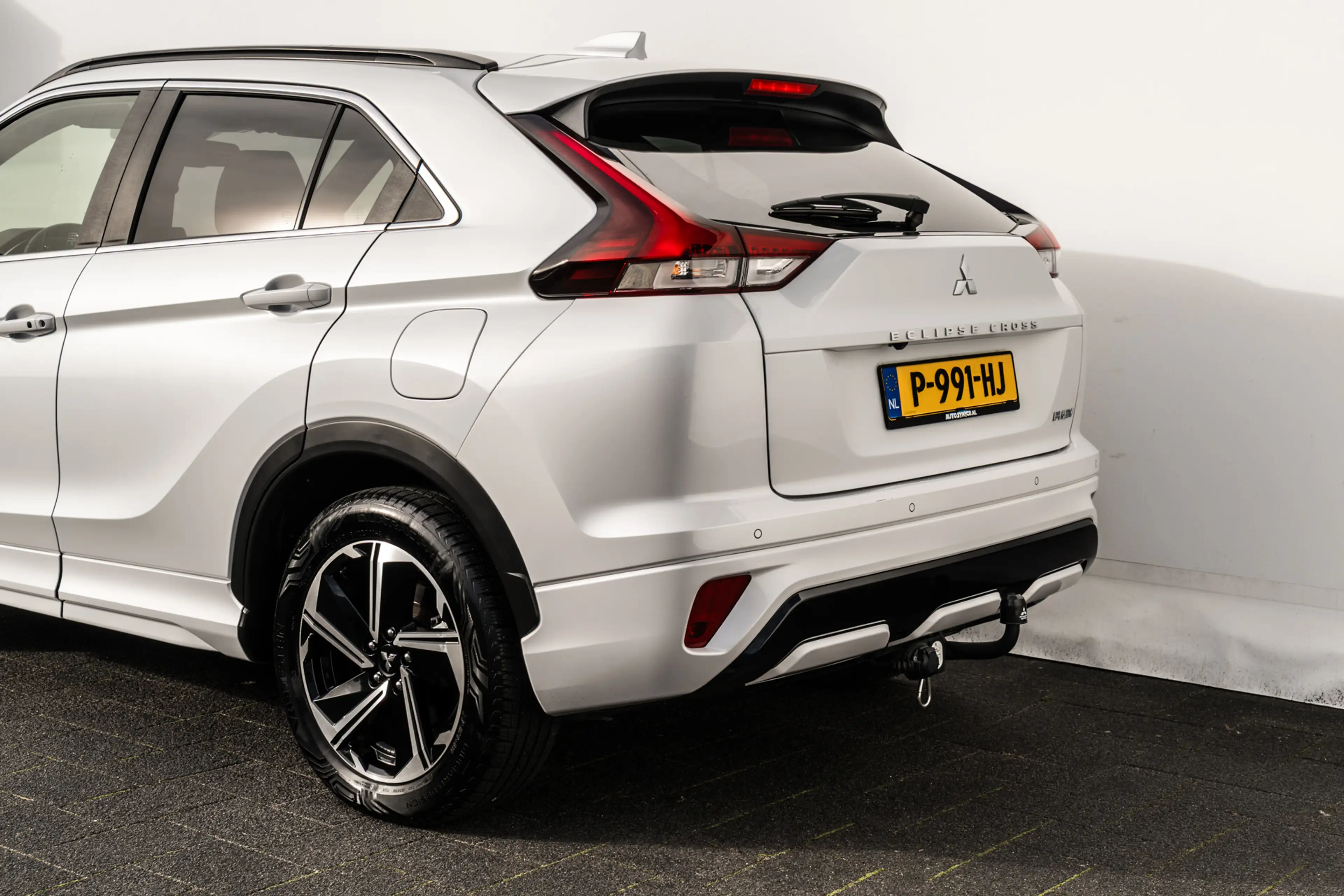 Mitsubishi Eclipse Cross 2.4 PHEV Executive | 99.6% SOH | Trekhaak | Camera — photo 24