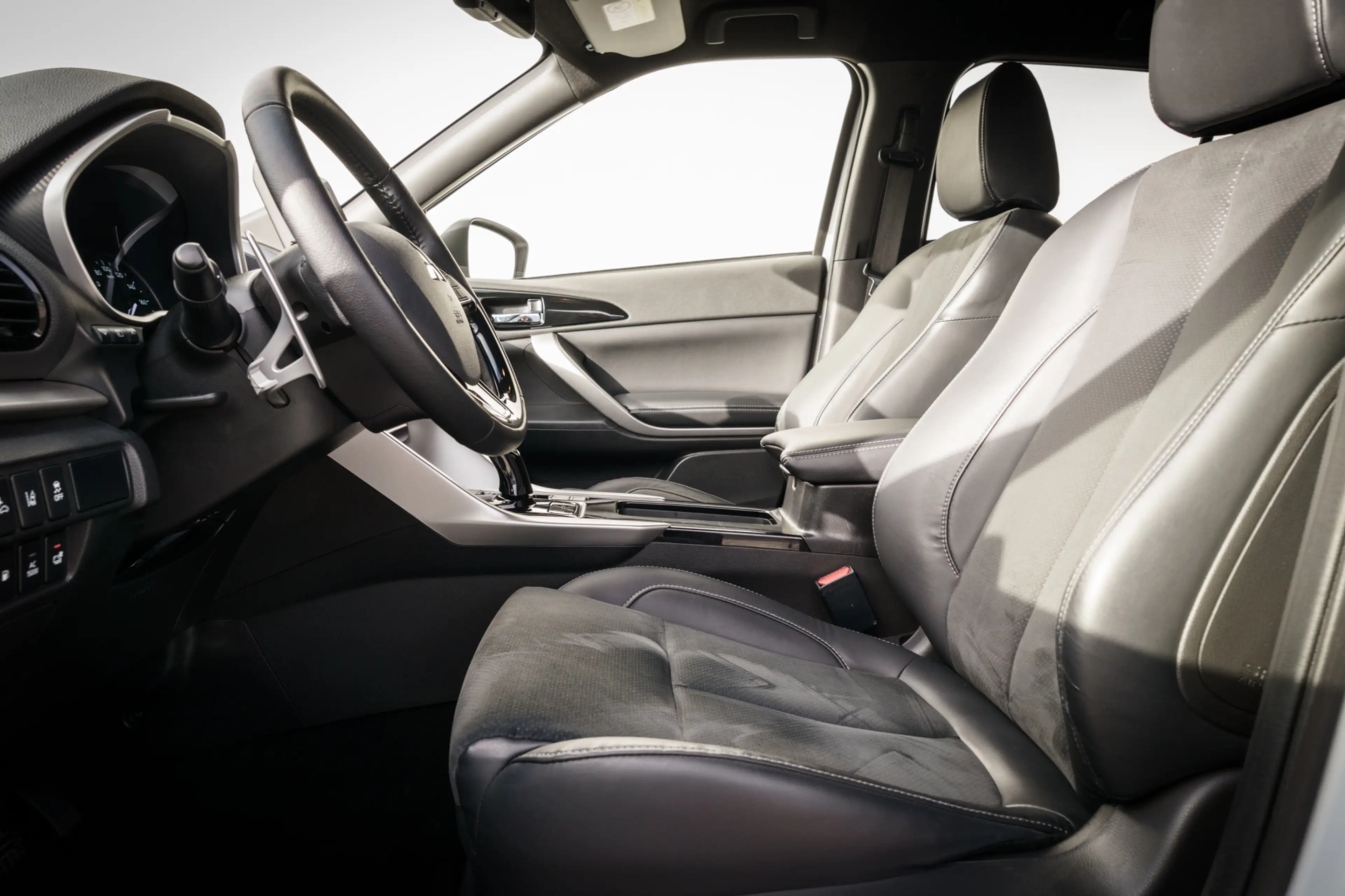 Mitsubishi Eclipse Cross 2.4 PHEV Executive | 99.6% SOH | Trekhaak | Camera — photo 17