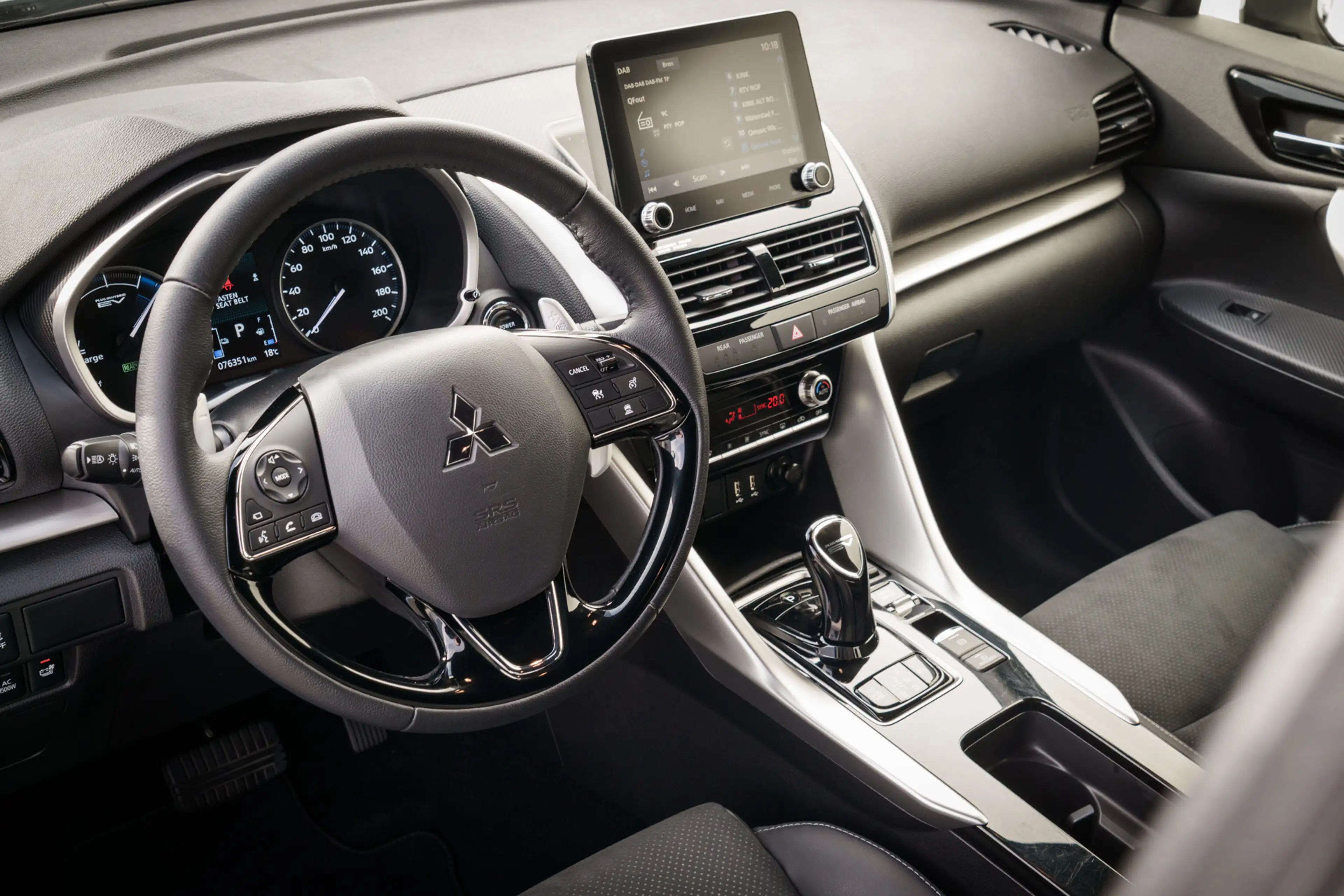 Mitsubishi Eclipse Cross 2.4 PHEV Executive | 99.6% SOH | Trekhaak | Camera — photo 35