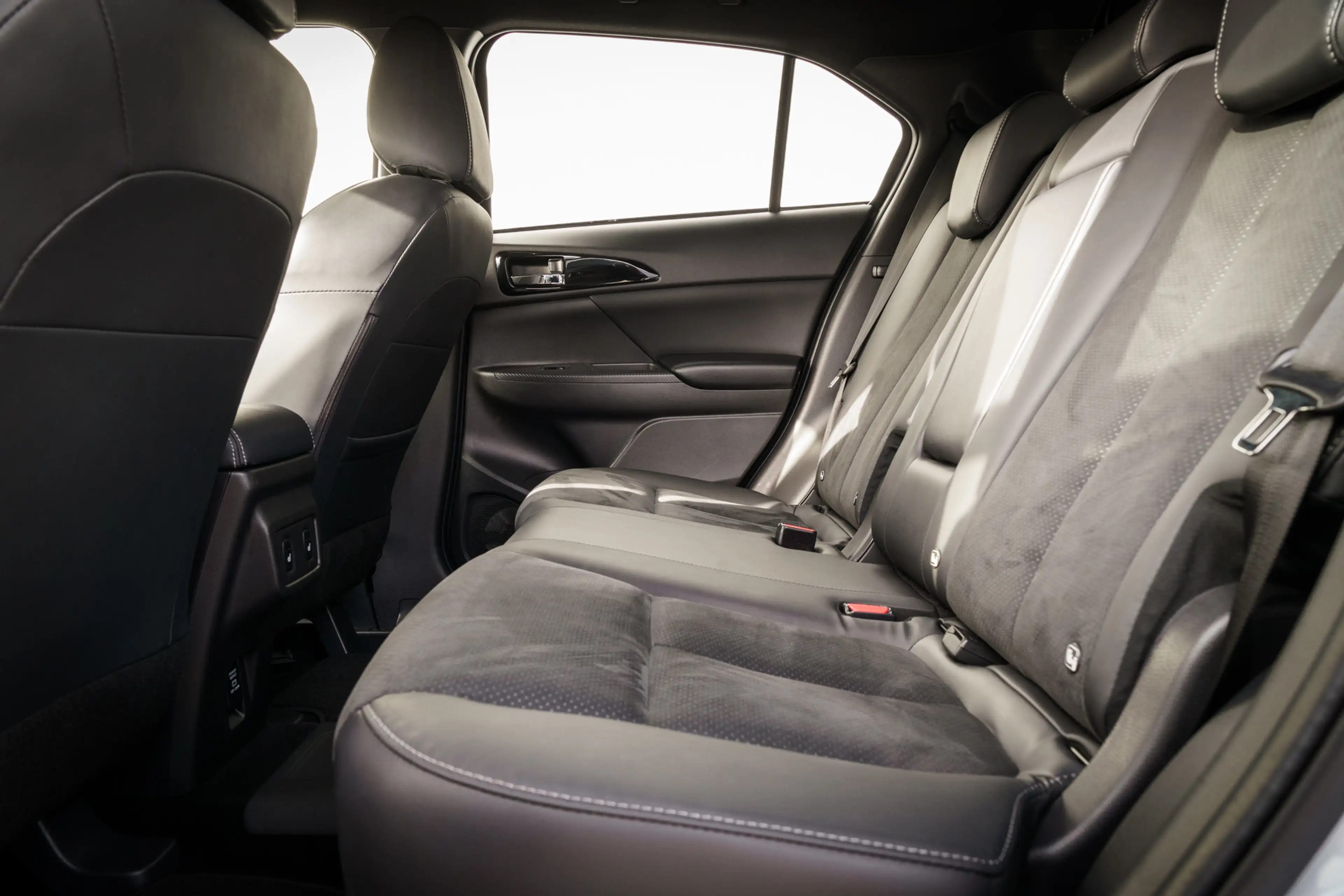 Mitsubishi Eclipse Cross 2.4 PHEV Executive | 99.6% SOH | Trekhaak | Camera — photo 18