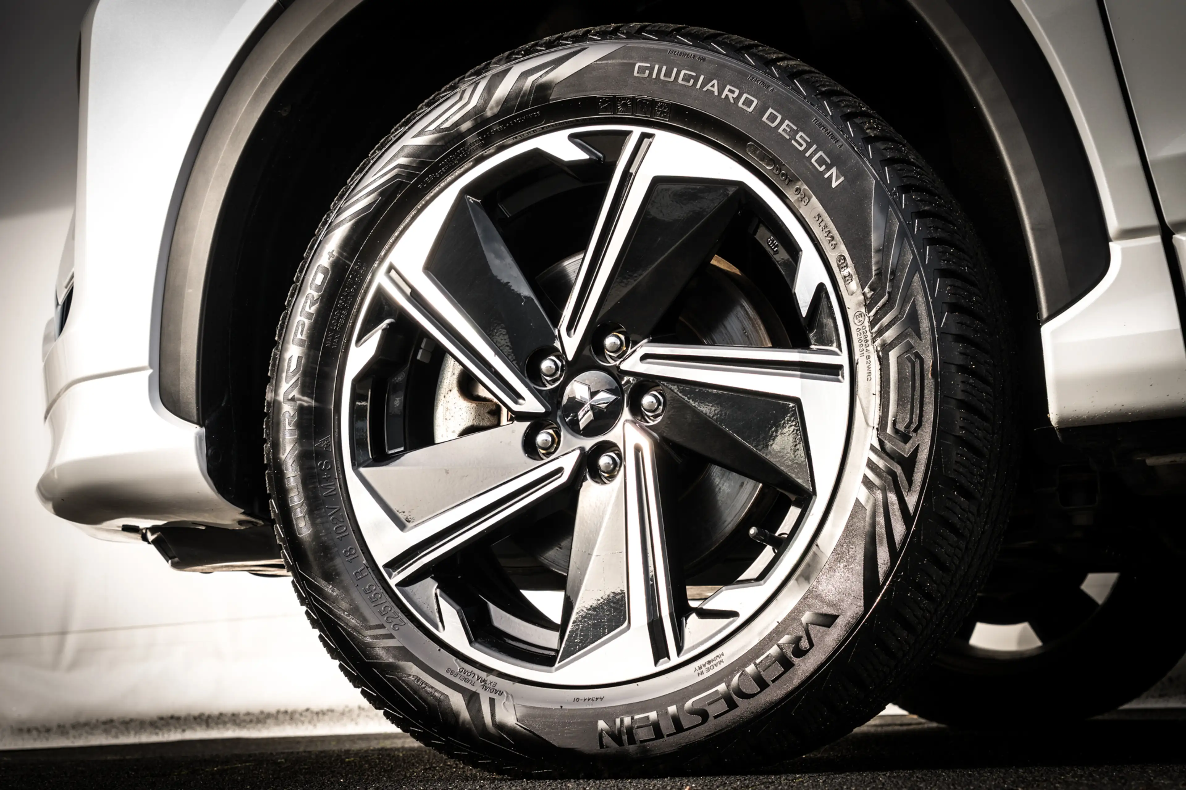 Mitsubishi Eclipse Cross 2.4 PHEV Executive | 99.6% SOH | Trekhaak | Camera — photo 12