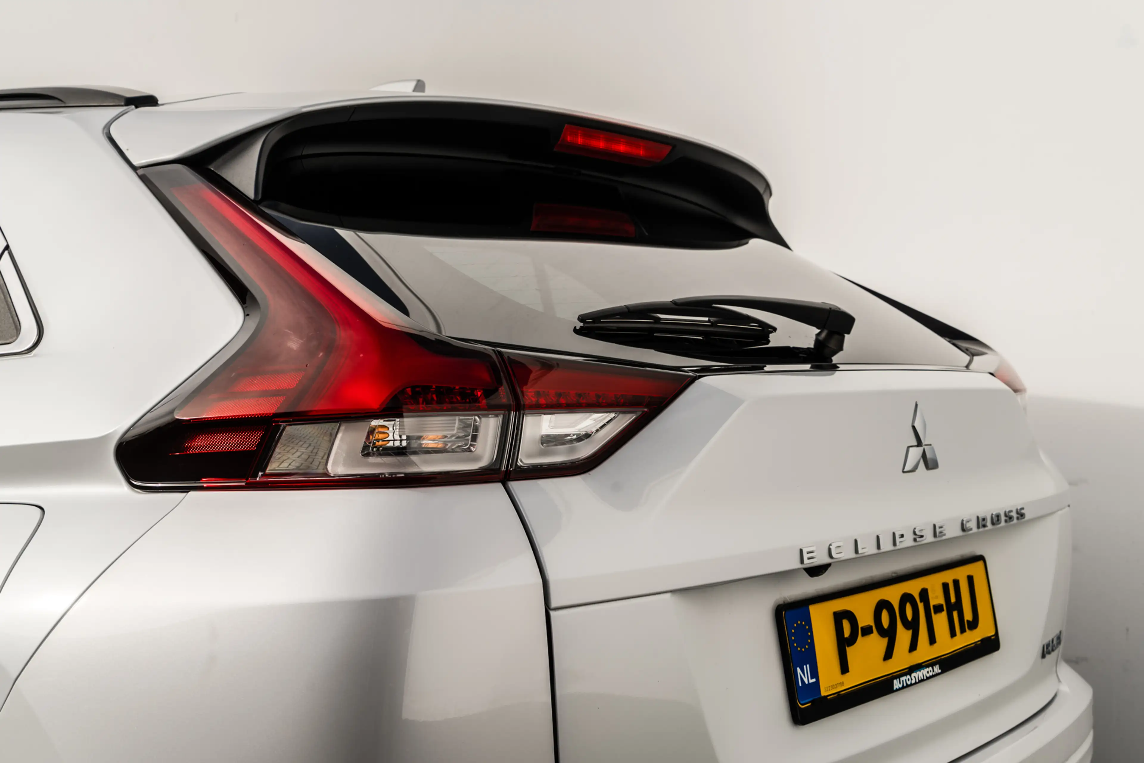 Mitsubishi Eclipse Cross 2.4 PHEV Executive | 99.6% SOH | Trekhaak | Camera — photo 26