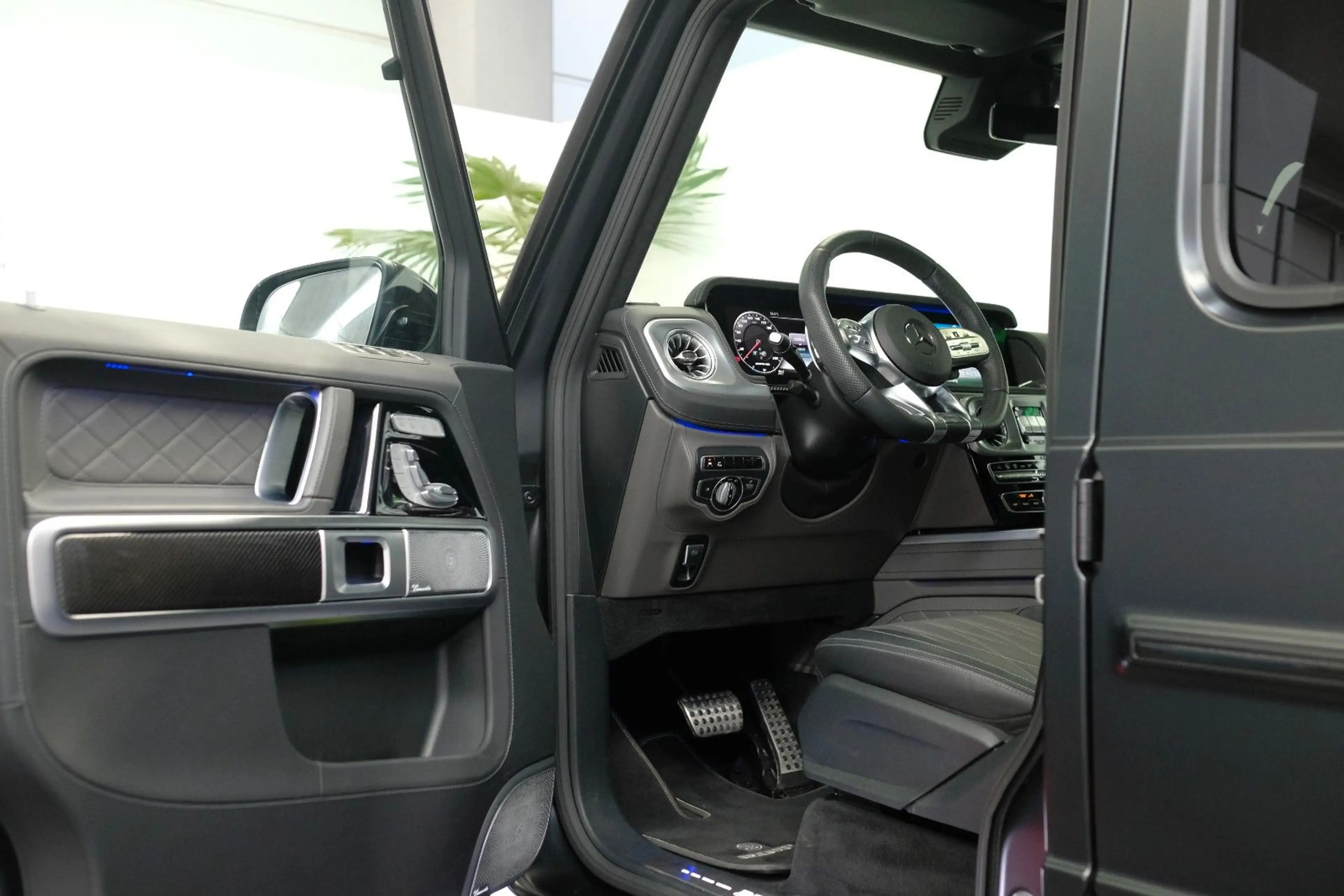 Mercedes-Benz G 63 AMG Brabus 700 Widestar/CARBON/STANDH/MBEAM — photo 10