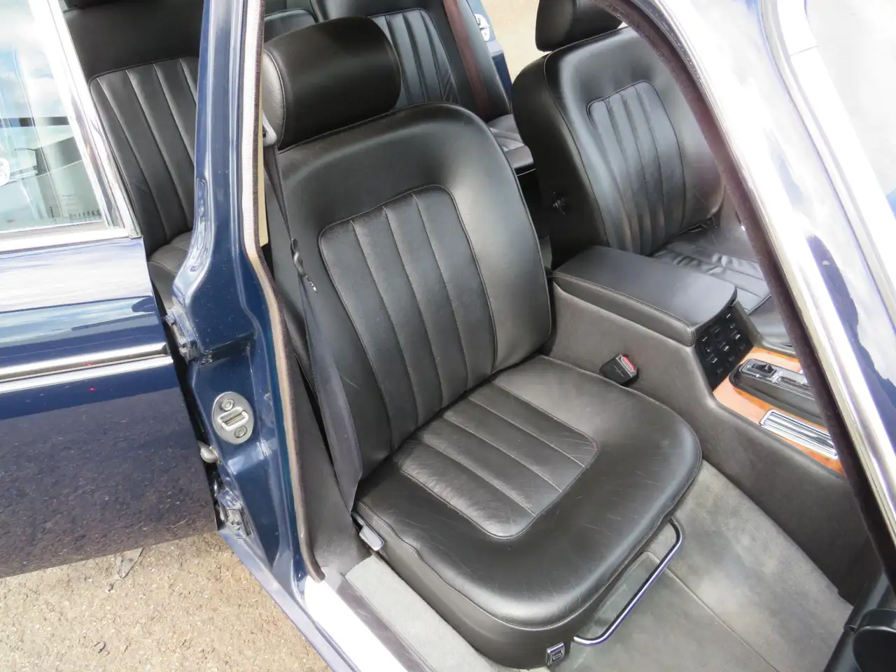 Daimler Double Six 5.3 V12, foto 8