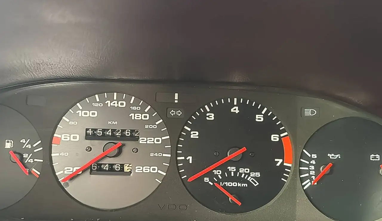 Porsche 928 4.7 S, foto 7